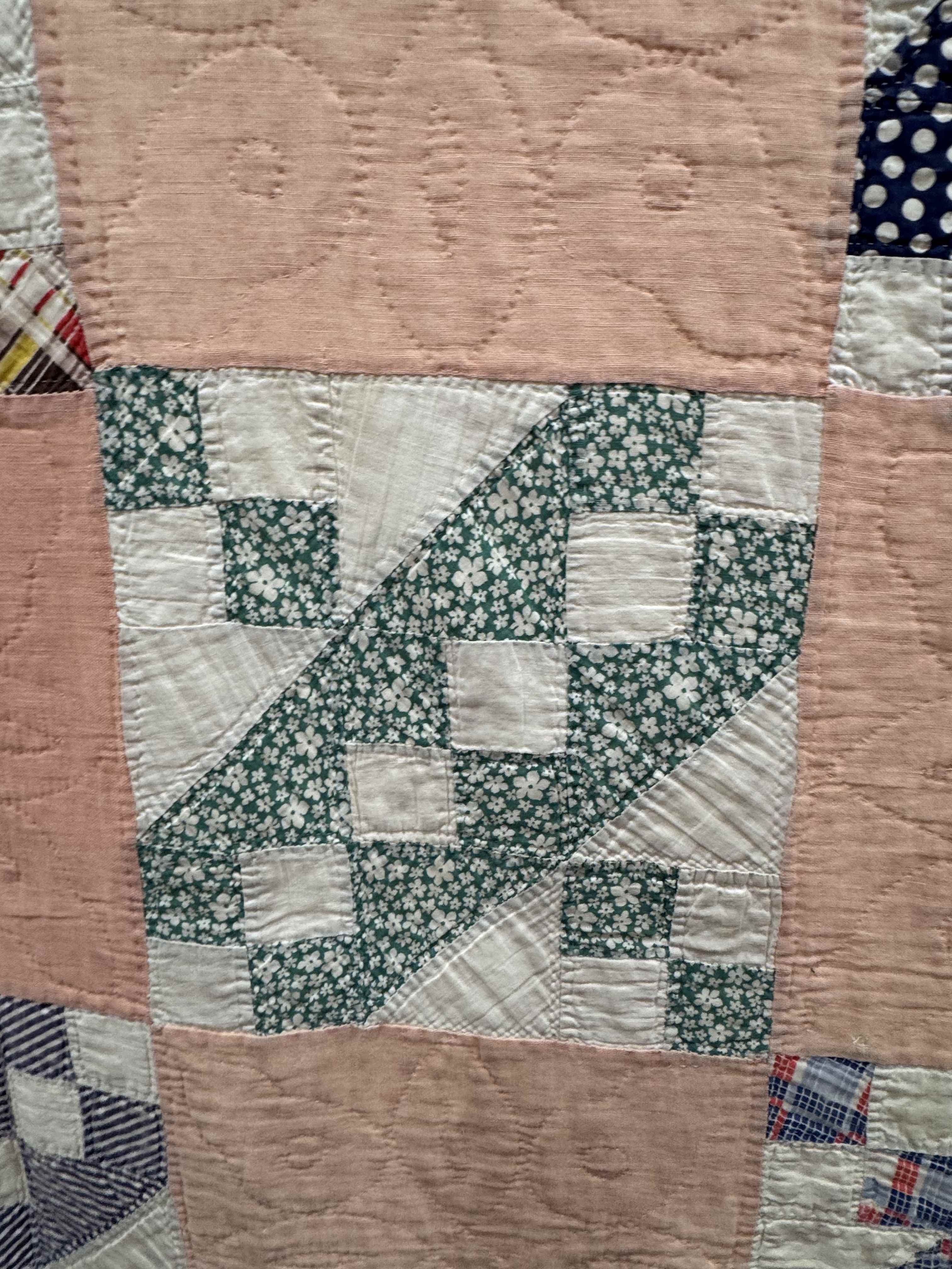 Vintage Quilt Jacob's Ladder
