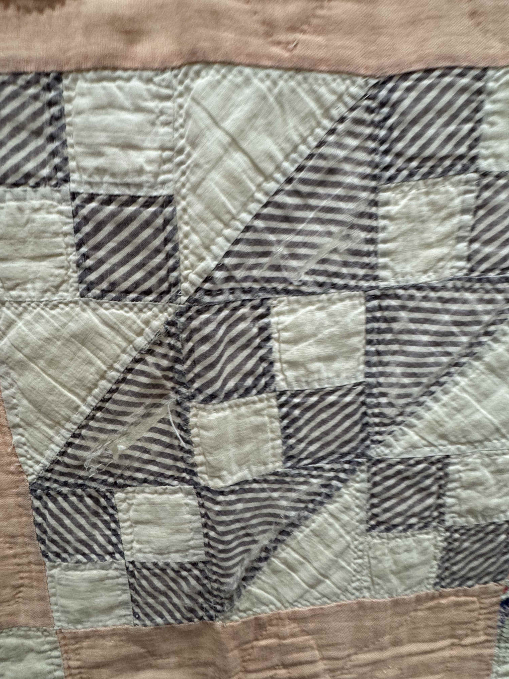 Vintage Quilt Jacob's Ladder