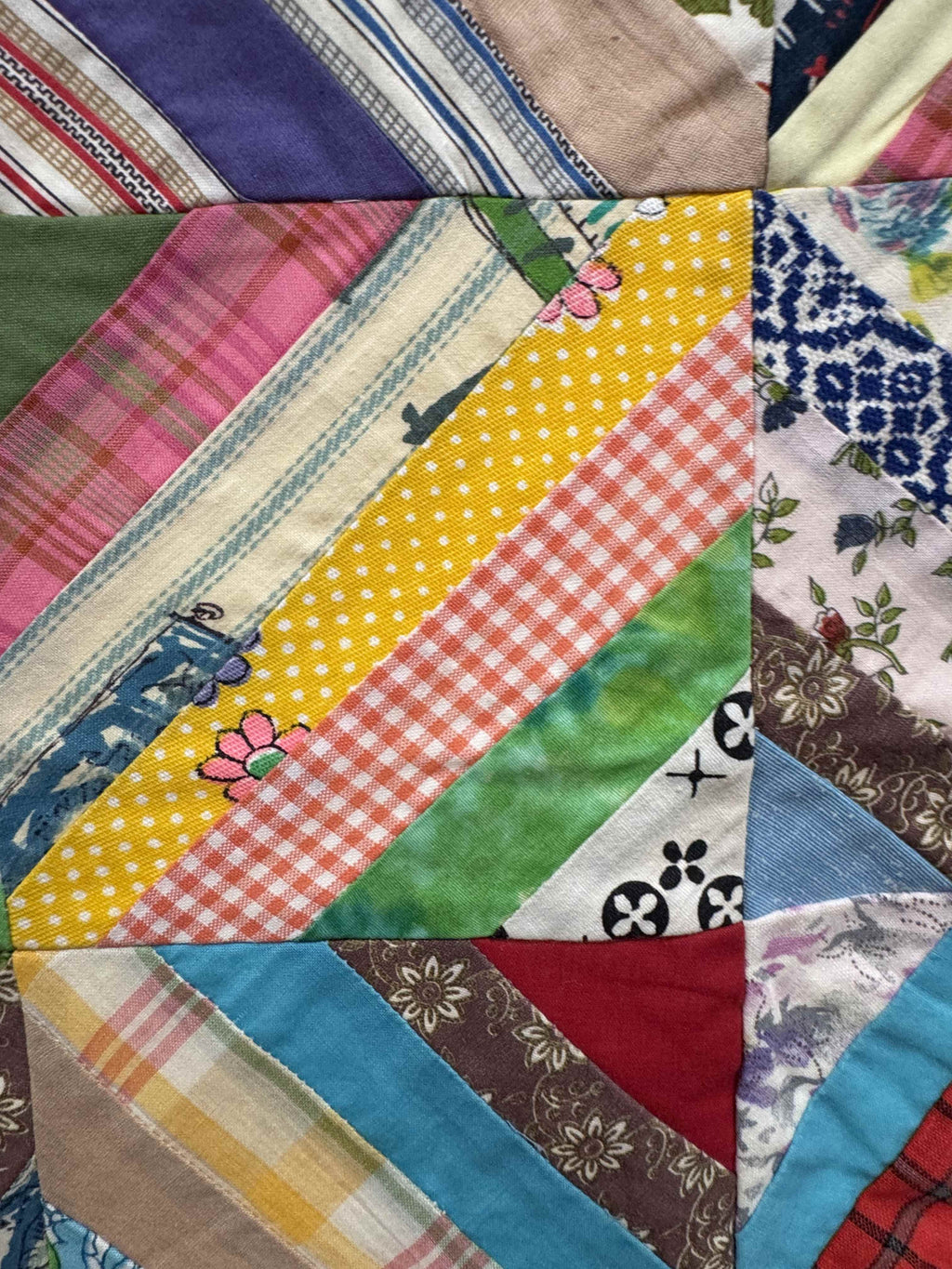 Vintage Quilt Foundation Pieced String Diamond Coverlet
