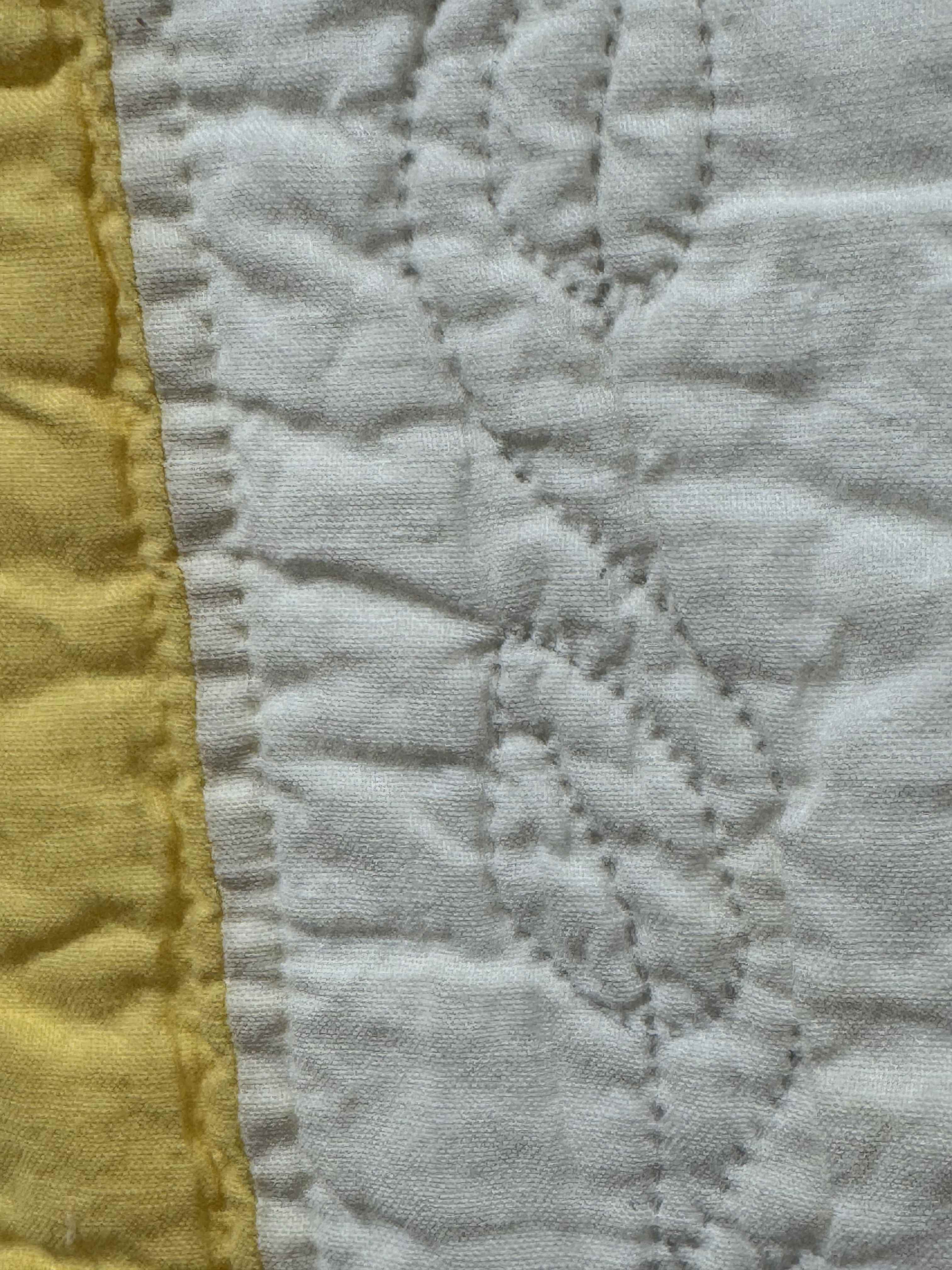 Vintage Quilt Cross Stitched Daisy