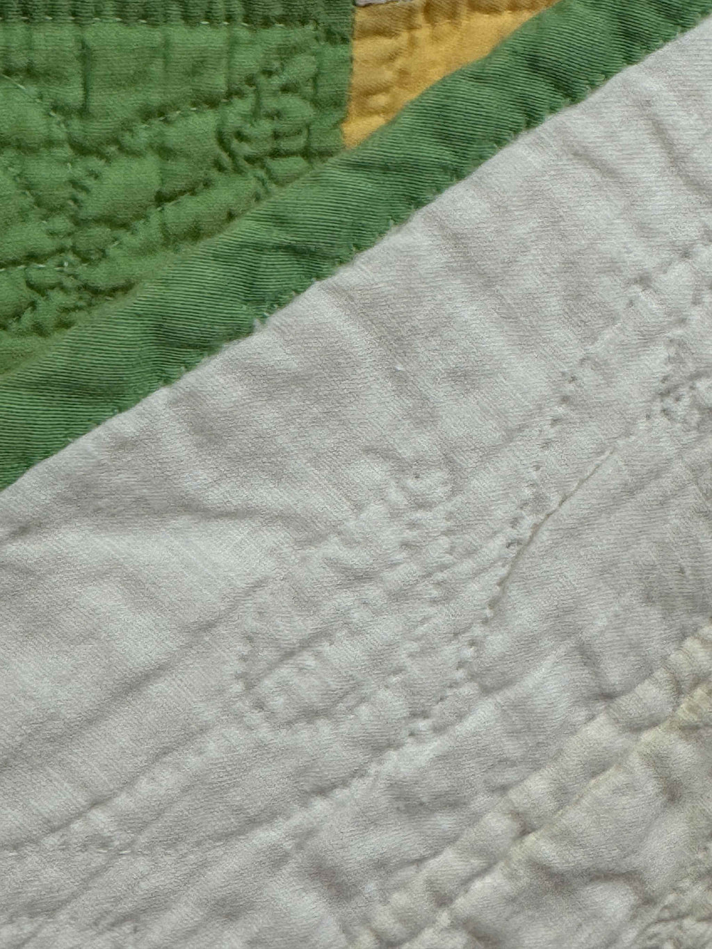 Vintage Quilt Cross Stitched Daisy
