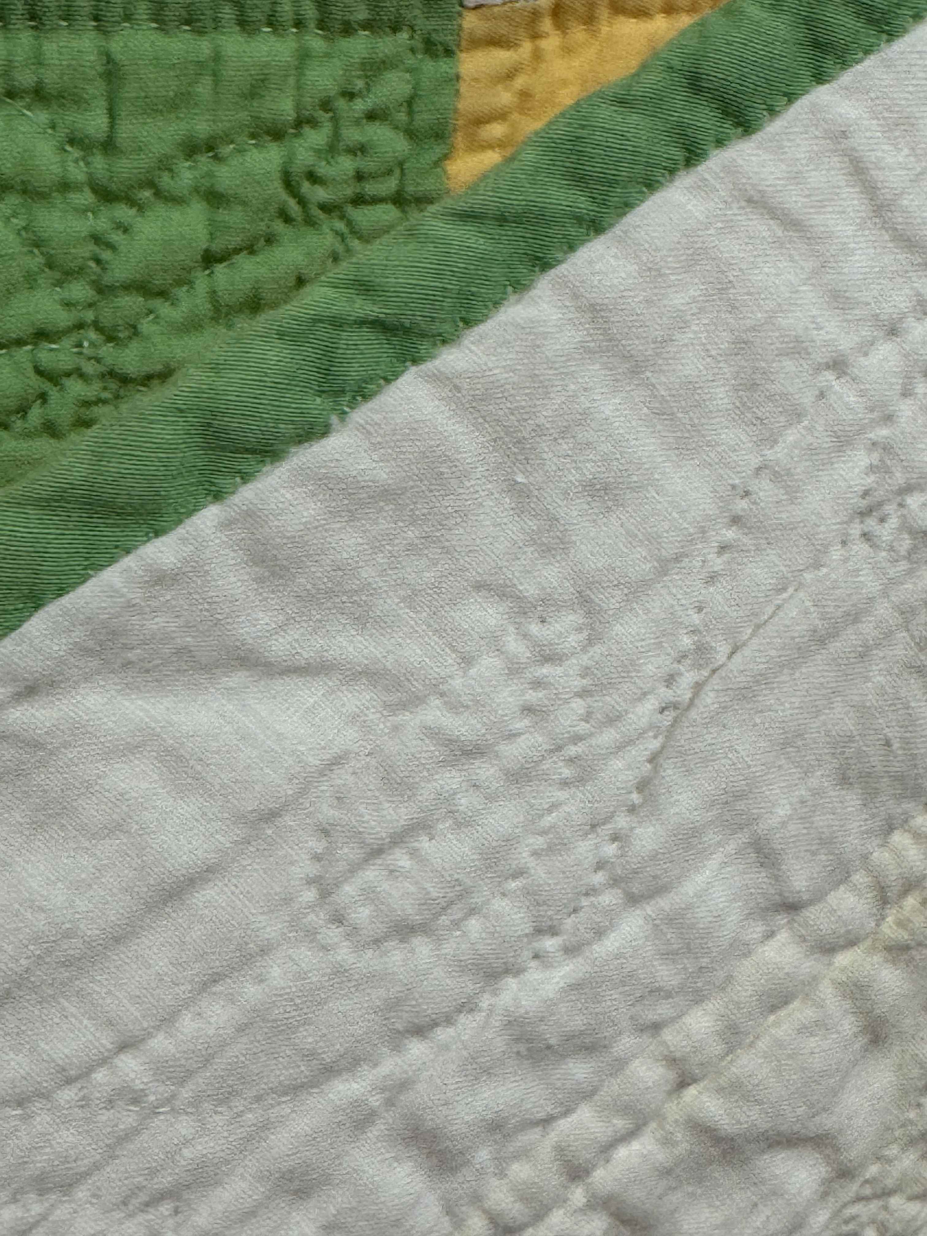 Vintage Quilt Cross Stitched Daisy