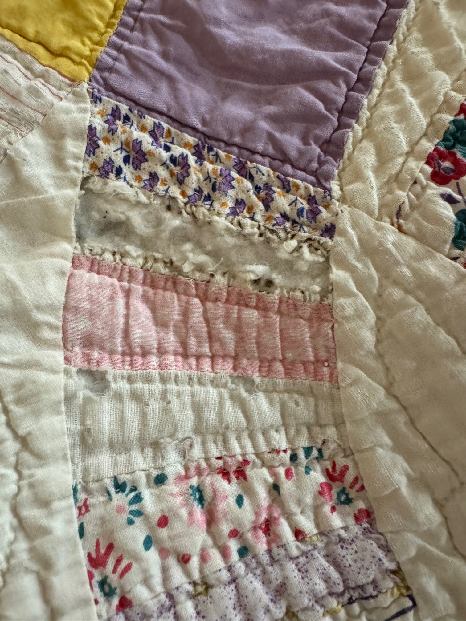 CUTTER - Sweet Pea Double Wedding Ring Quilt - CUTTER