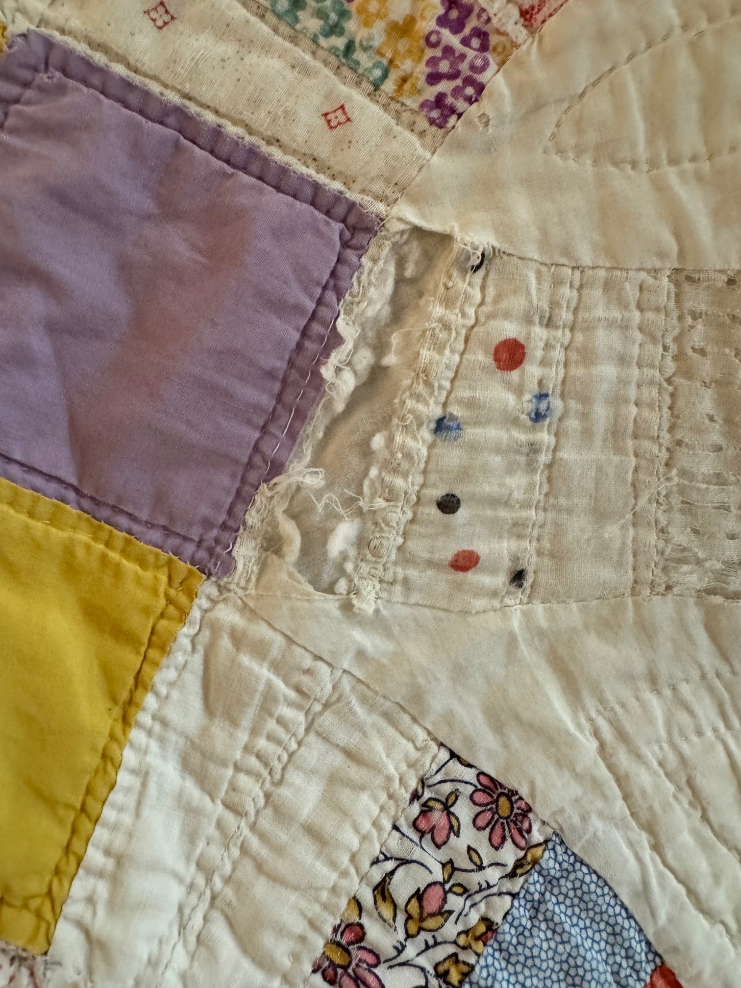 CUTTER - Sweet Pea Double Wedding Ring Quilt - CUTTER