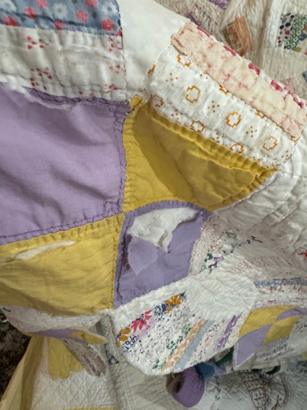 CUTTER - Sweet Pea Double Wedding Ring Quilt - CUTTER