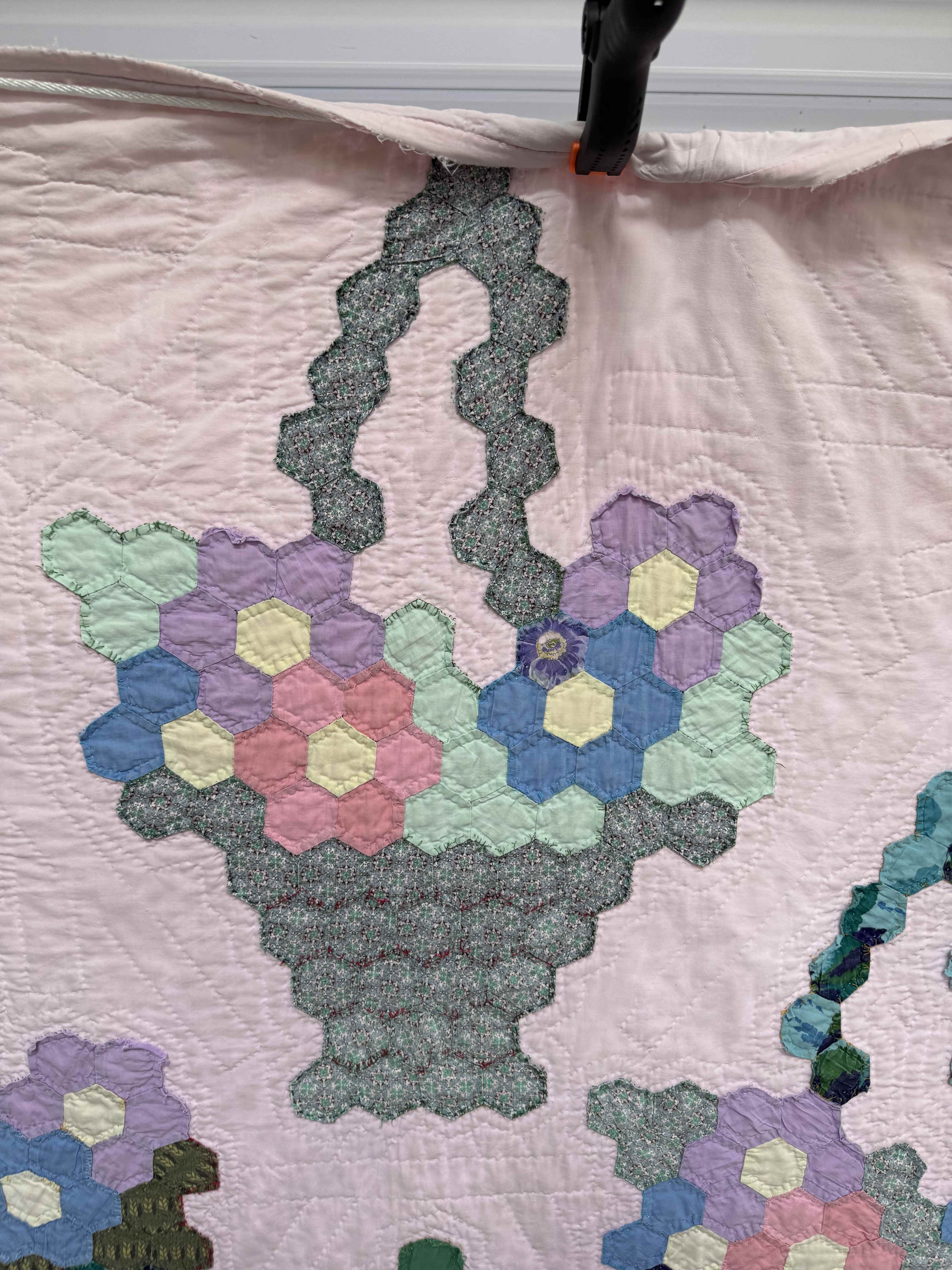 Vintage Hexagon Flower Basket Quilt