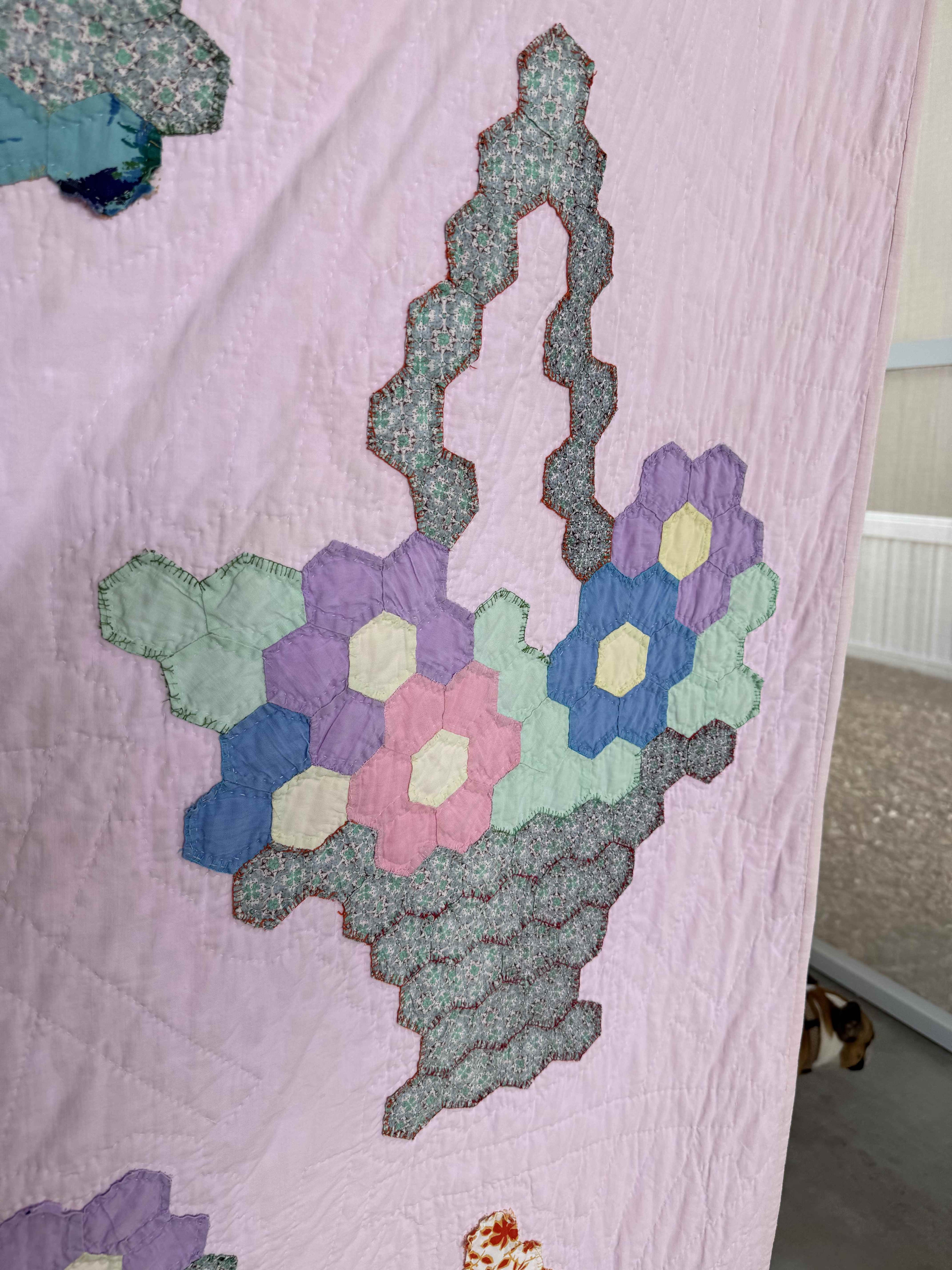 Vintage Hexagon Flower Basket Quilt