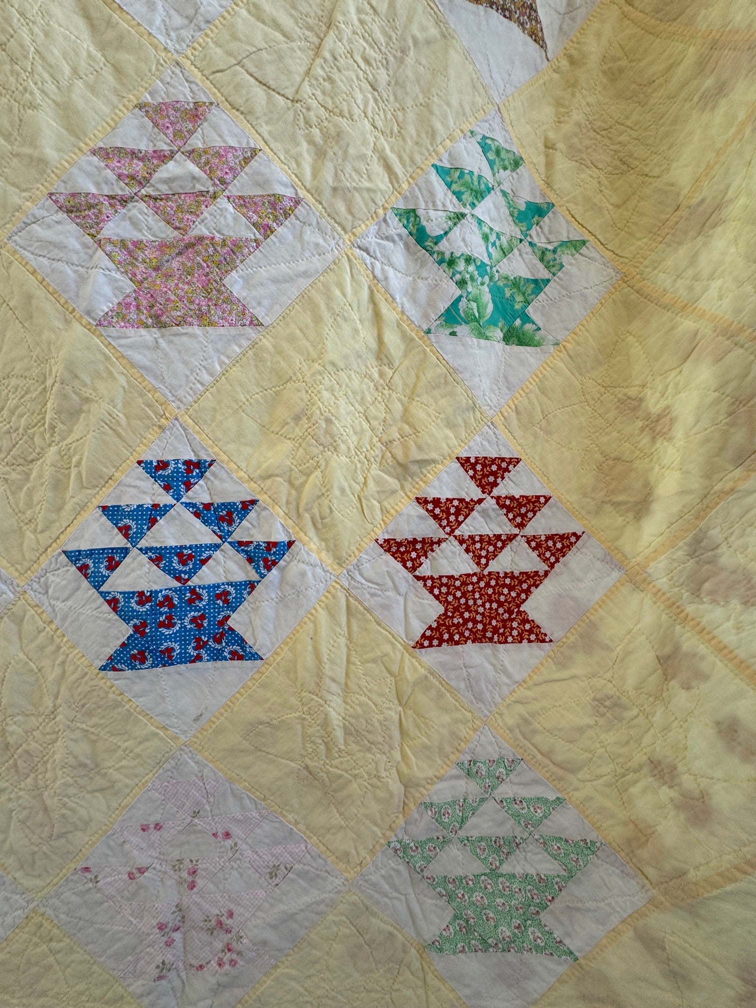 Vintage Flower Basket Quilt