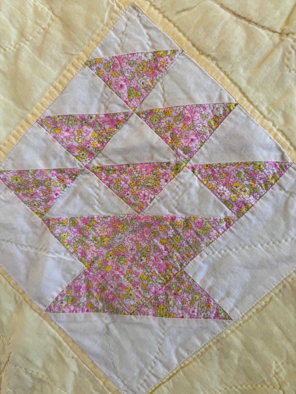 Vintage Flower Basket Quilt
