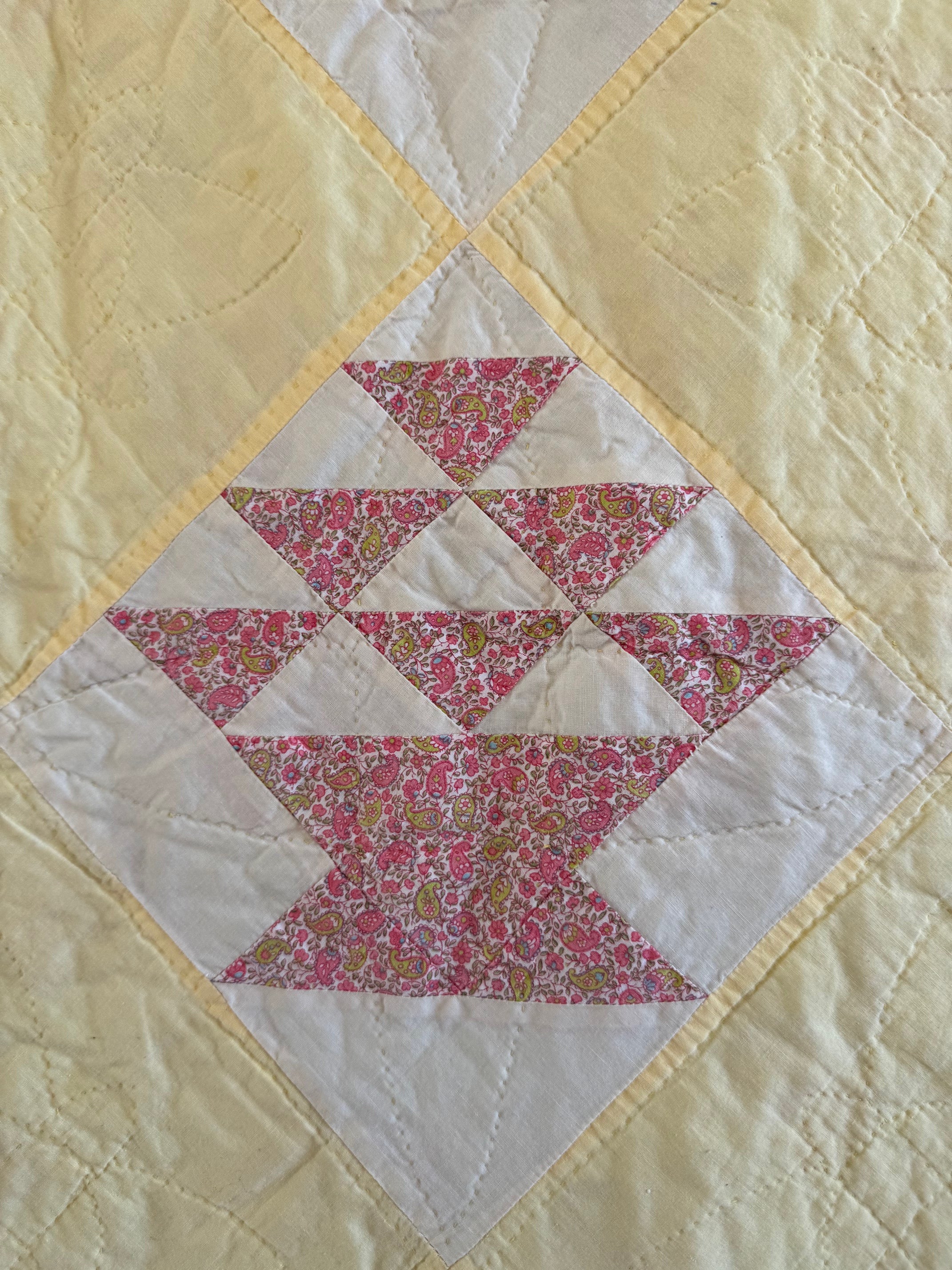 Vintage Flower Basket Quilt
