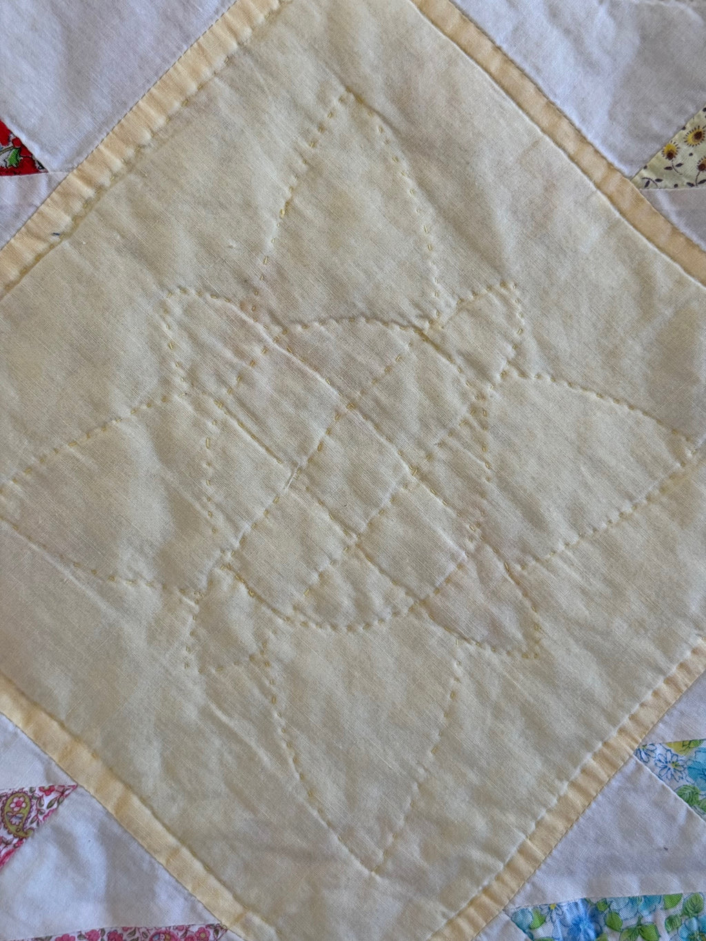 Vintage Flower Basket Quilt