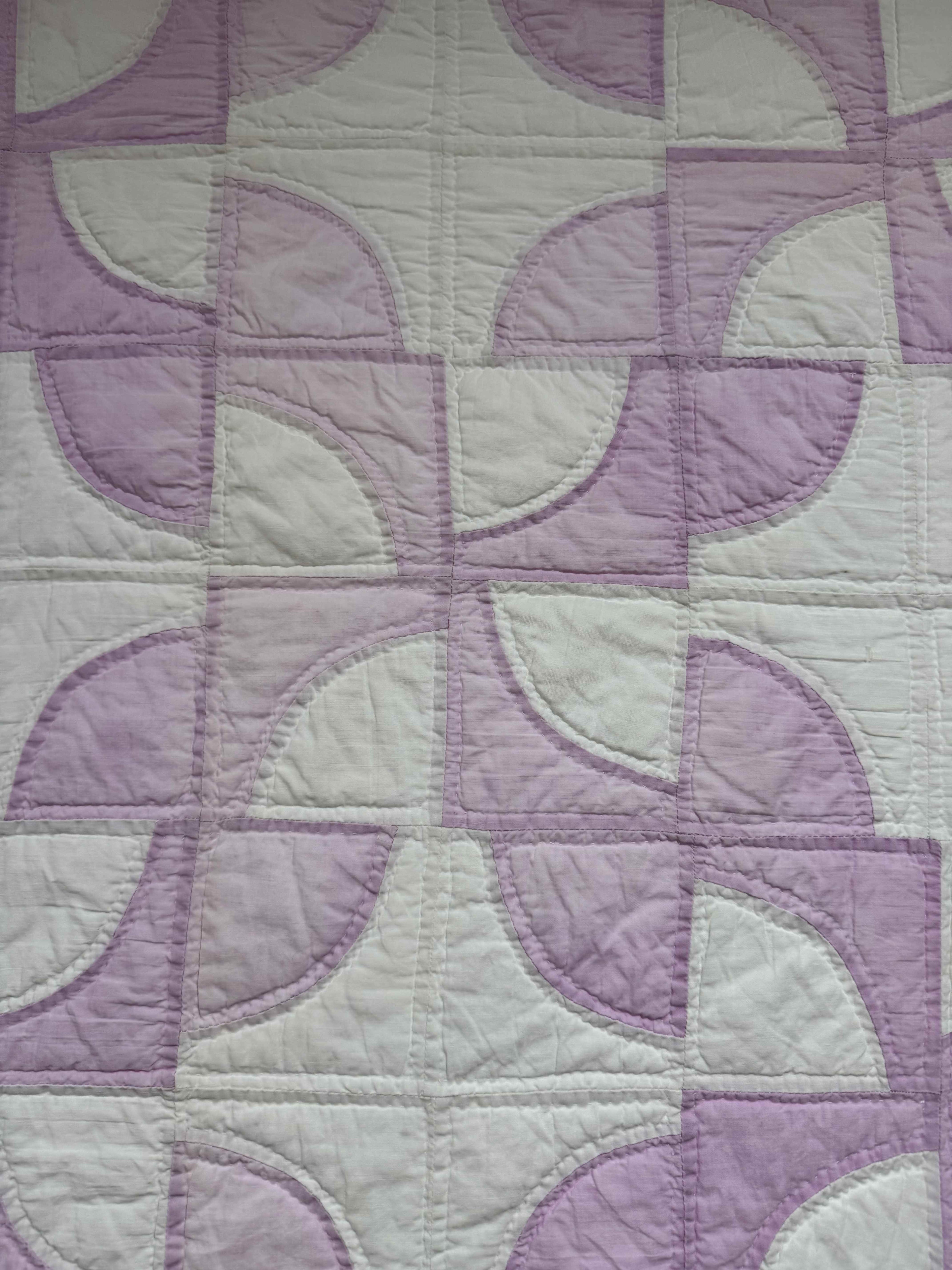 Vintage Quilt Drunkard's Path