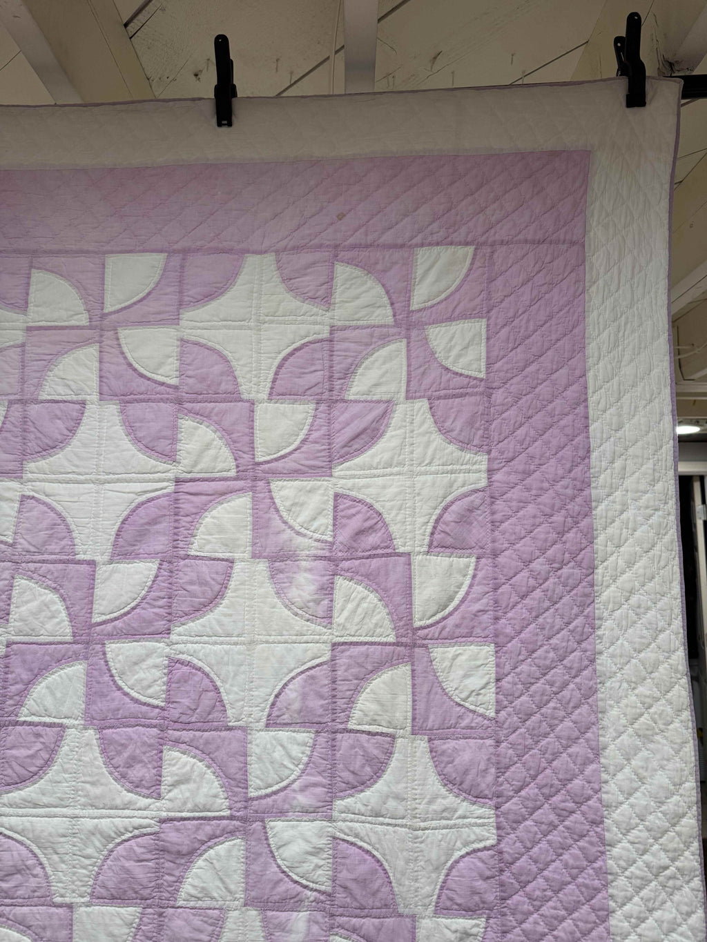 Vintage Quilt Drunkard's Path