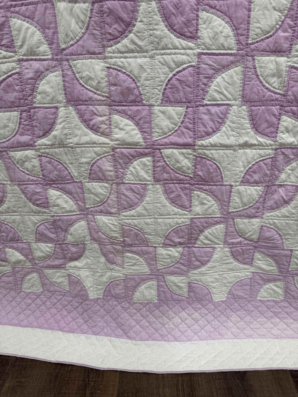 Vintage Quilt Drunkard's Path