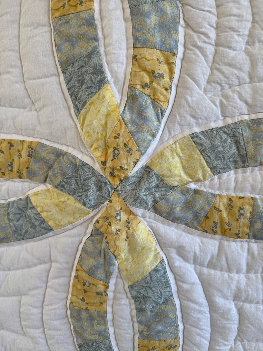 Vintage Double Wedding Ring Crib Quilt