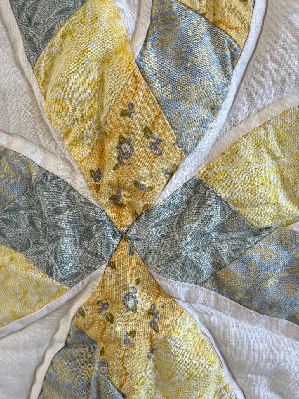Vintage Double Wedding Ring Crib Quilt