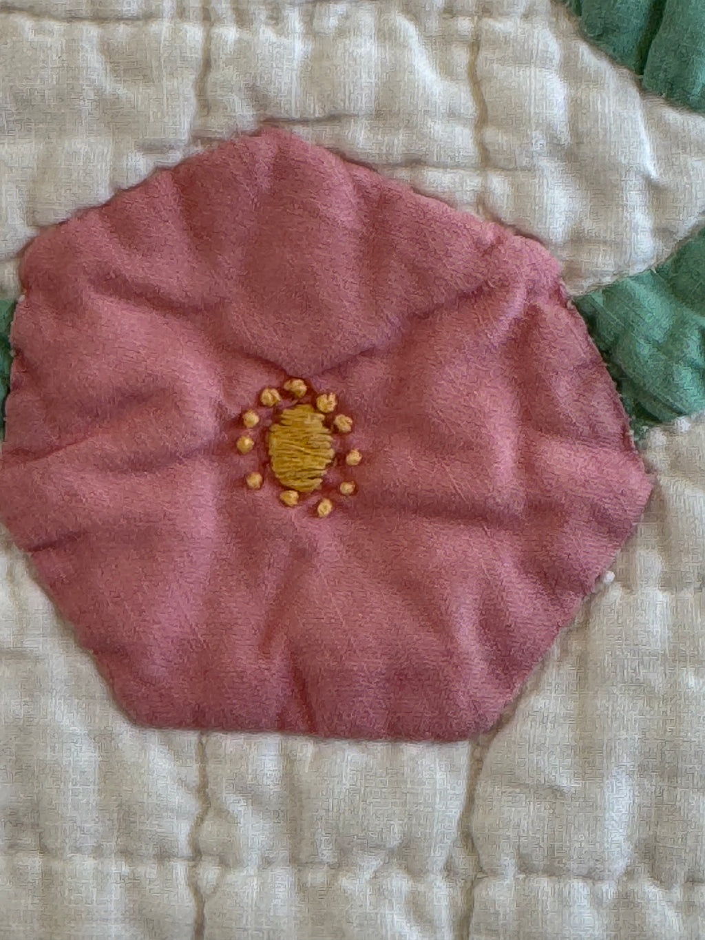 Vintage Sweet Pink Rose Applique Quilt