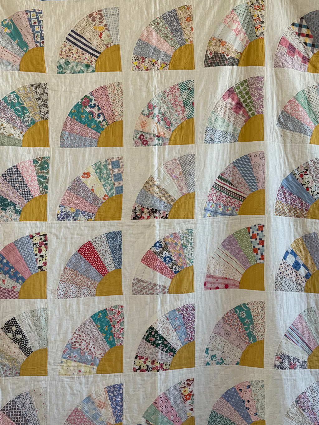 Vintage Bold Blue Fan Quilt