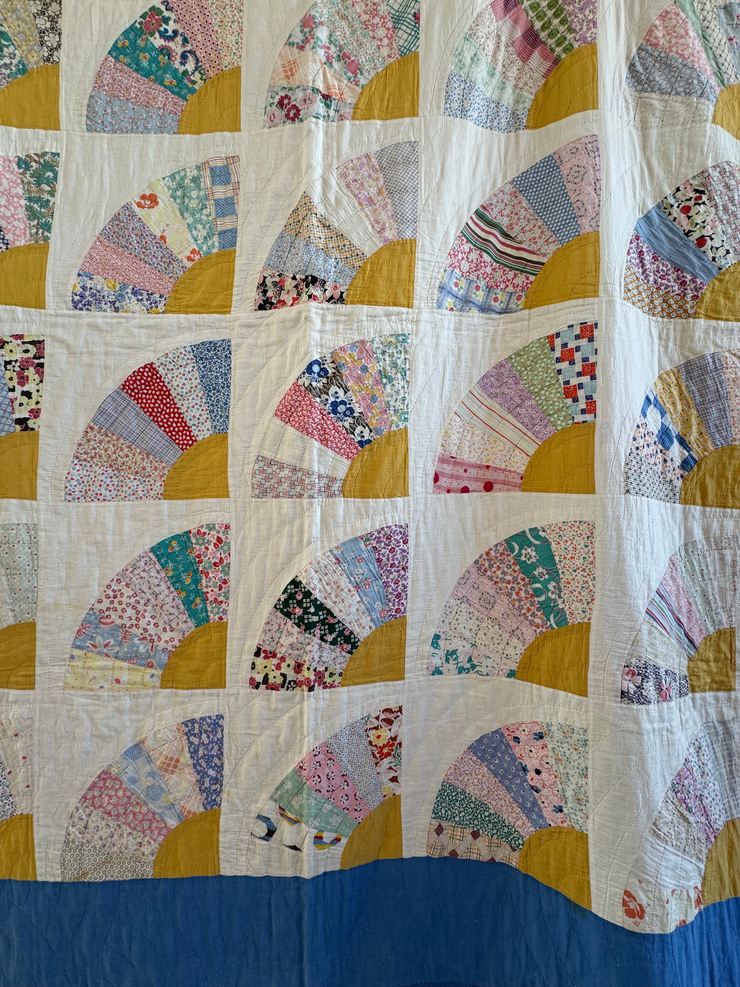 Vintage Bold Blue Fan Quilt