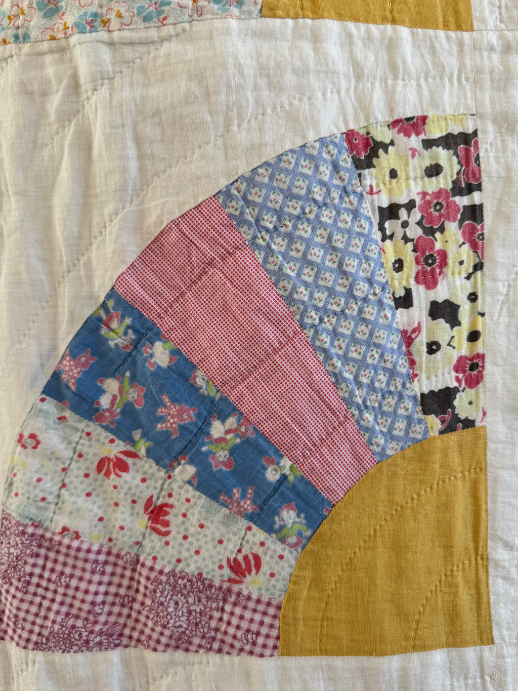 Vintage Bold Blue Fan Quilt