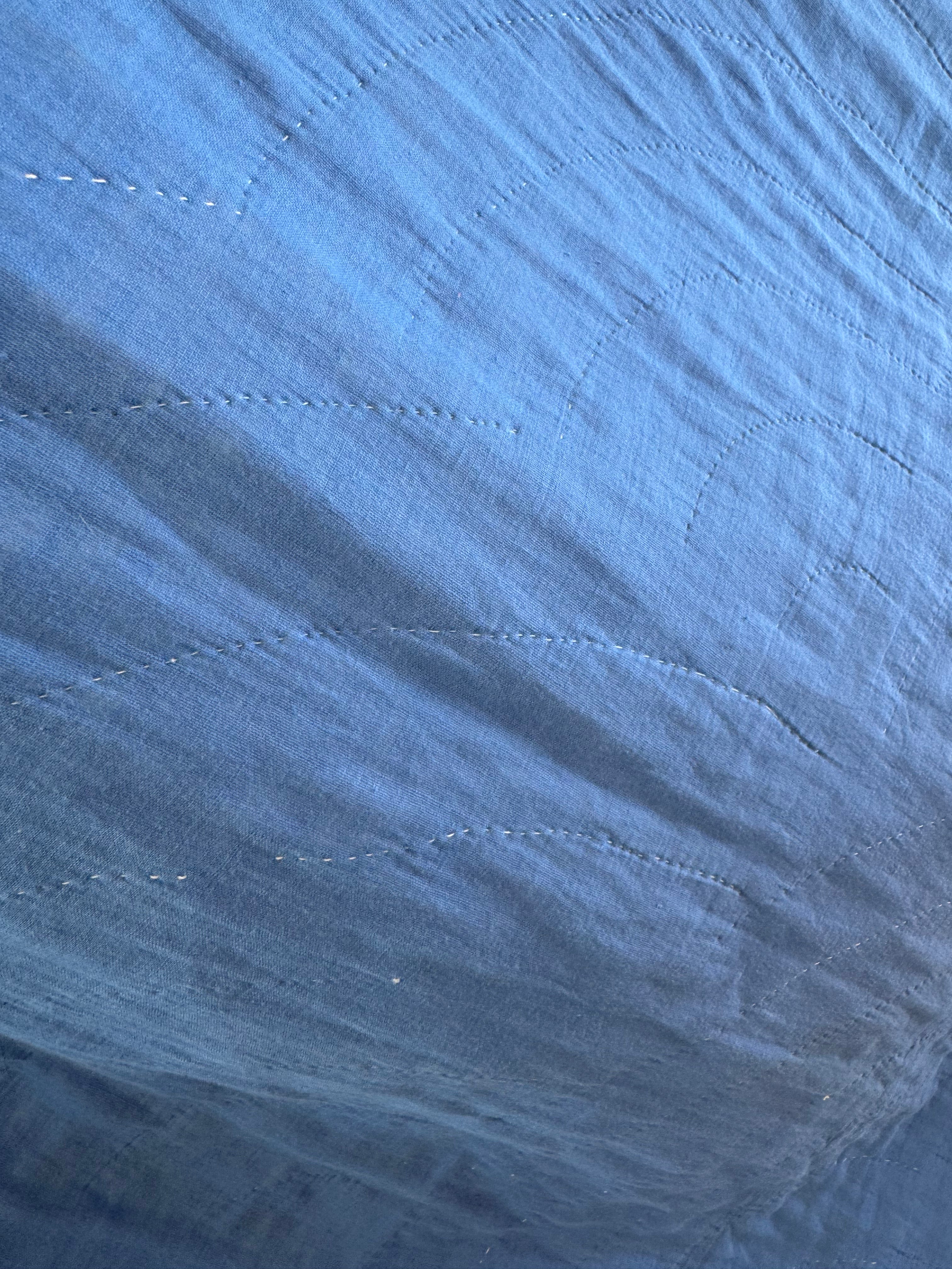 Vintage Bold Blue Fan Quilt