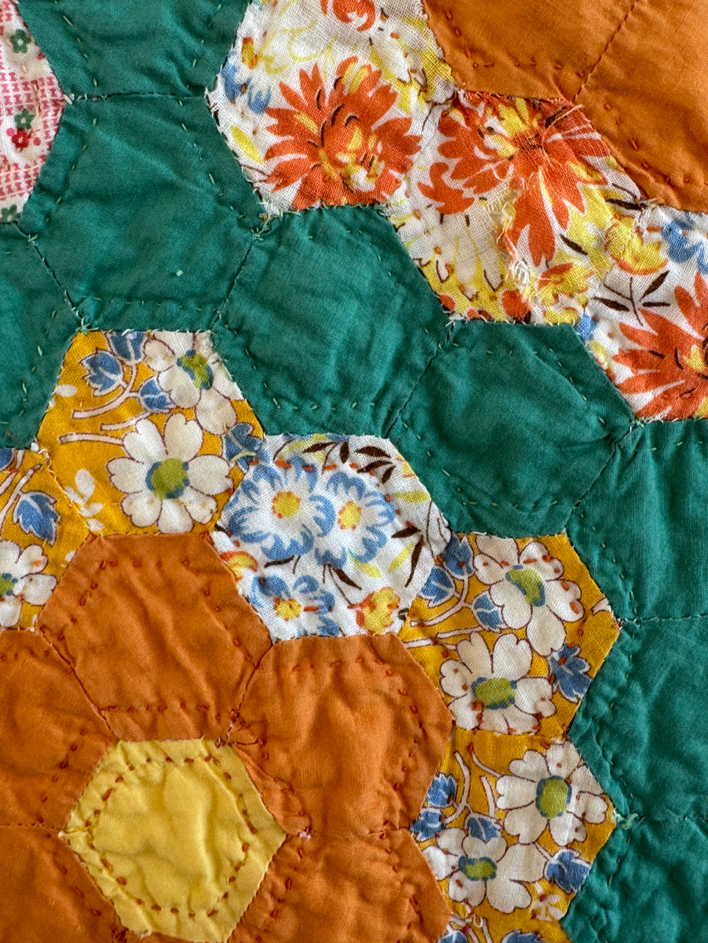 Vintage Nostalgic Grandma's Flower Garden Quilt