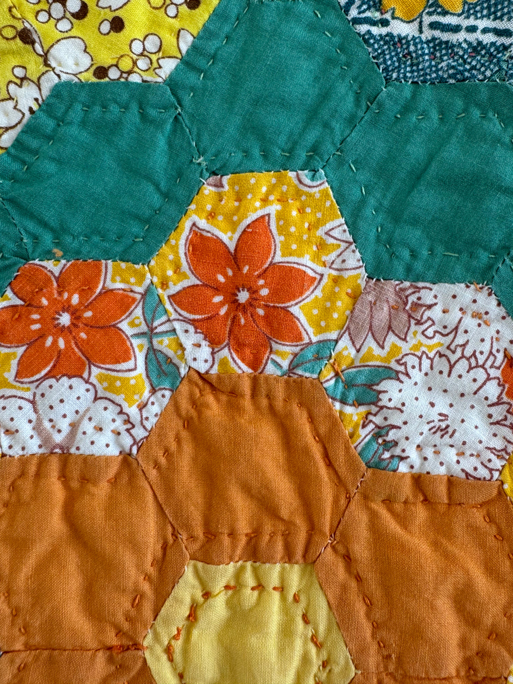 Vintage Nostalgic Grandma's Flower Garden Quilt