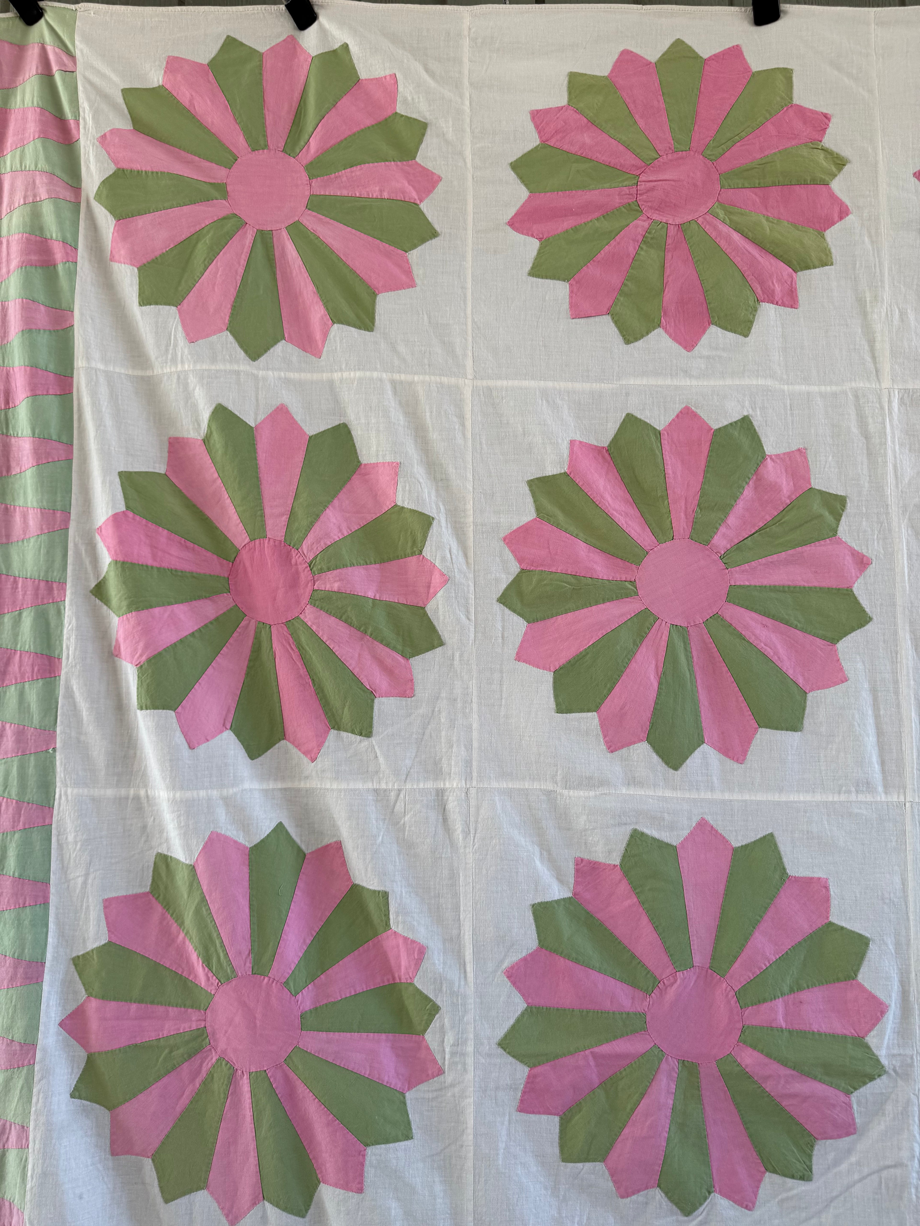 Vintage Pink and Green Dresden Plate Quilt Top