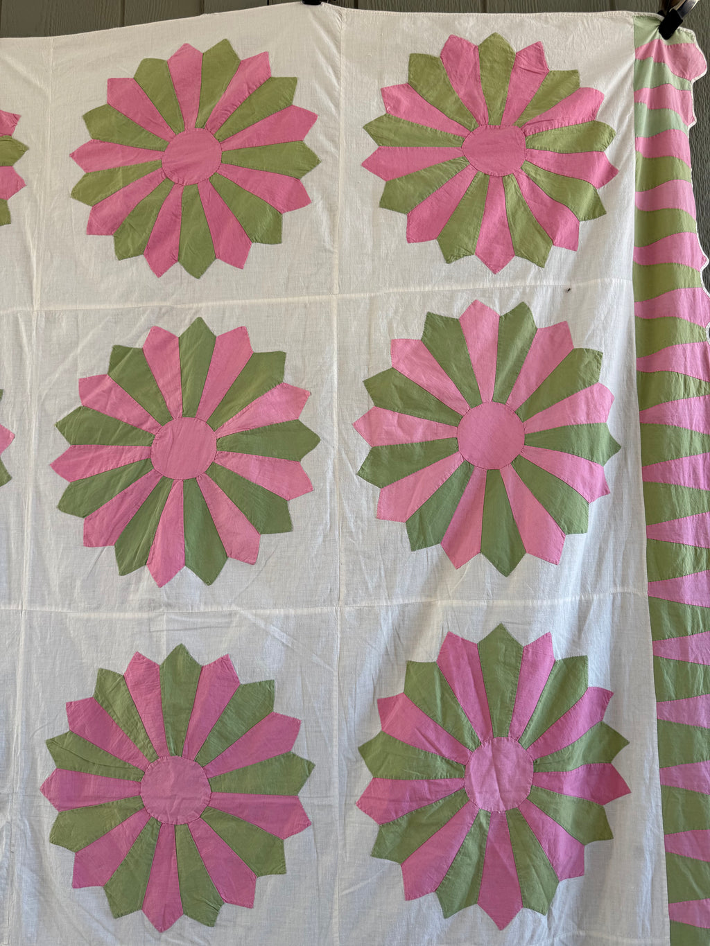 Vintage Pink and Green Dresden Plate Quilt Top