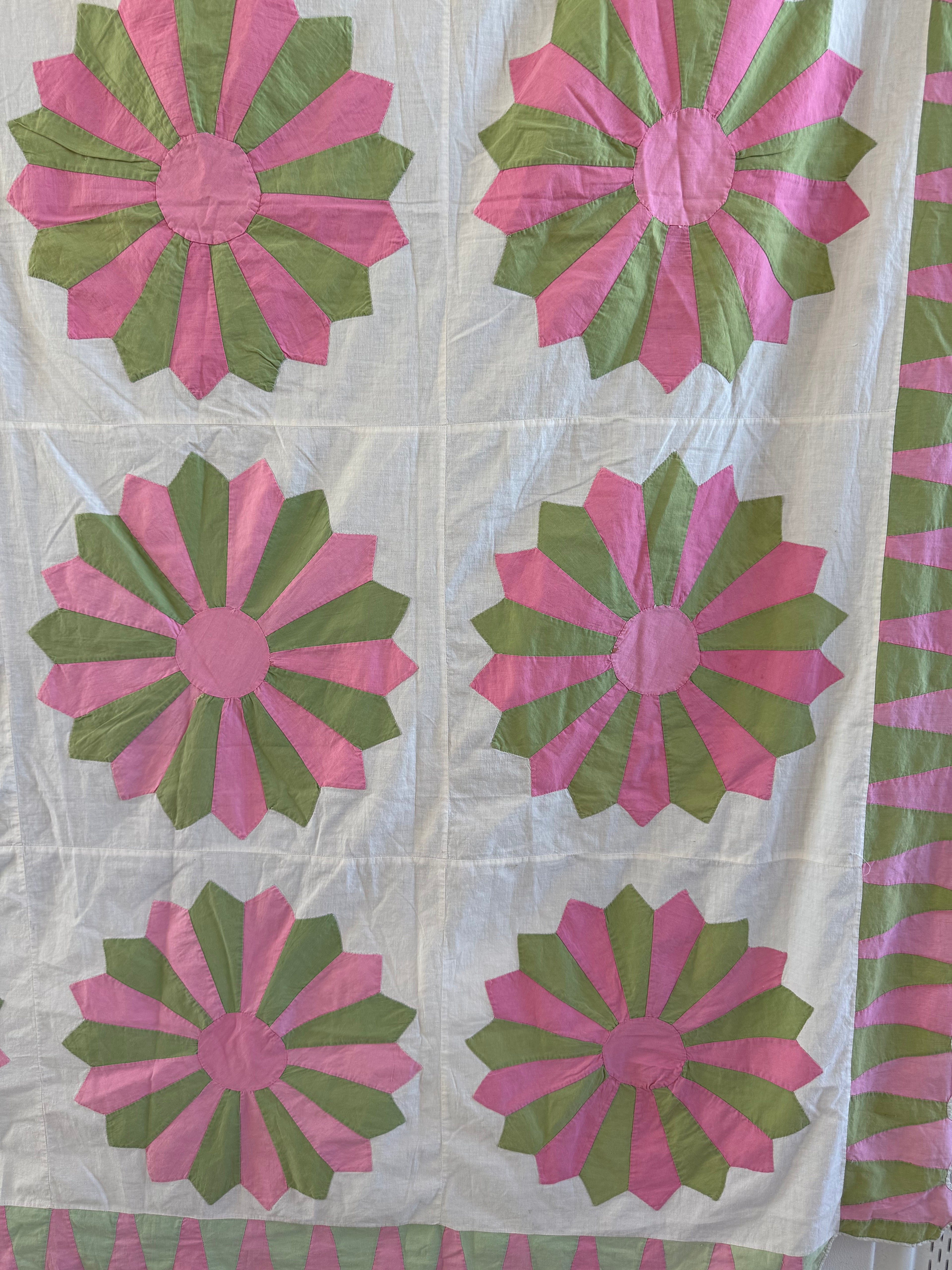 Vintage Pink and Green Dresden Plate Quilt Top