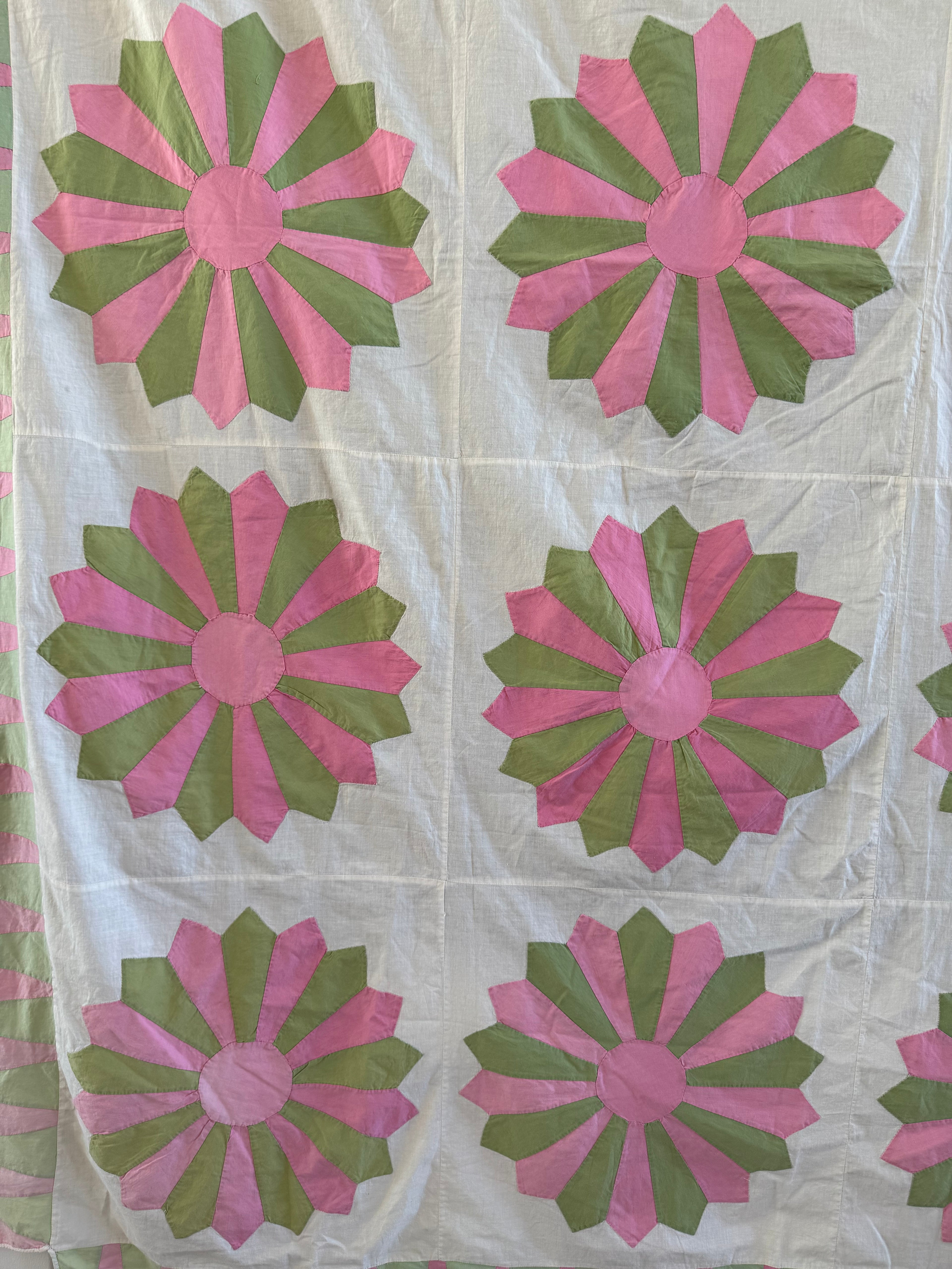 Vintage Pink and Green Dresden Plate Quilt Top