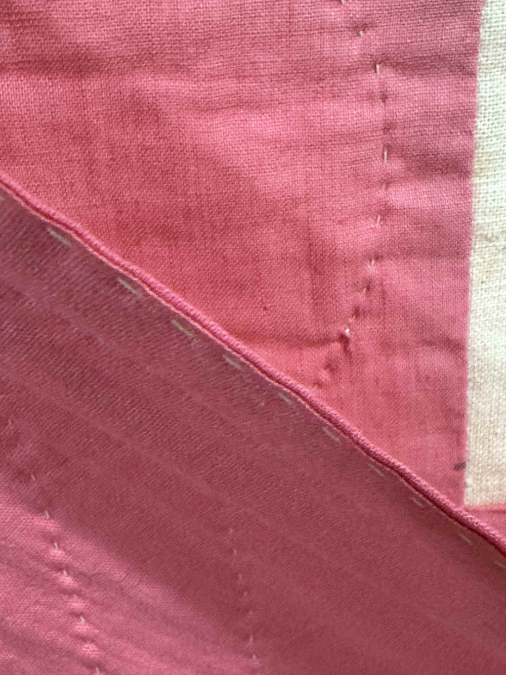 Vintage Quilt Dresden Plate