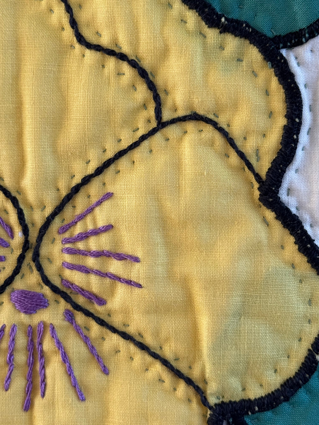 Vintage Pansy Bouquet Quilt