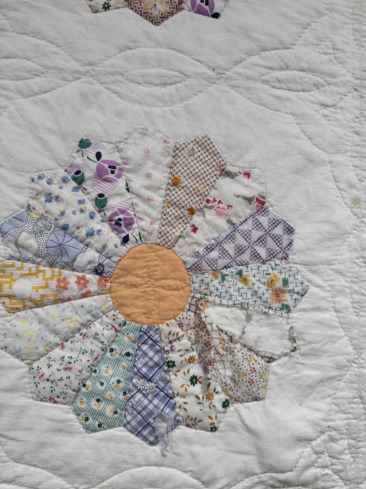 **SOLD Vintage Quilt Dresden Plate SOLD**