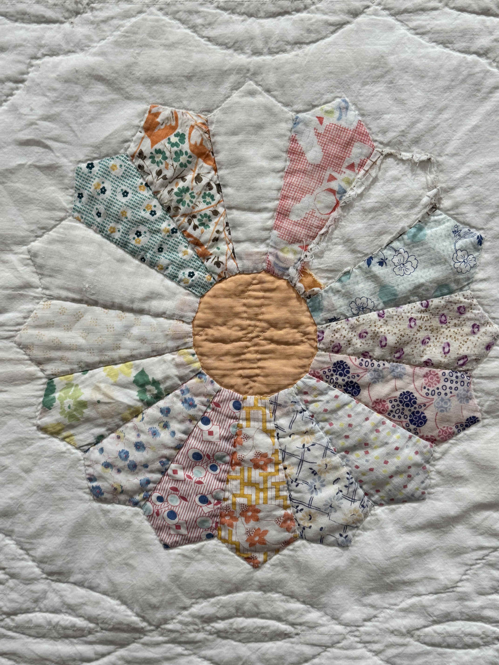 **SOLD Vintage Quilt Dresden Plate SOLD**
