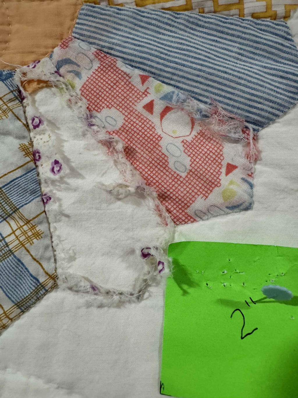 **SOLD Vintage Quilt Dresden Plate SOLD**