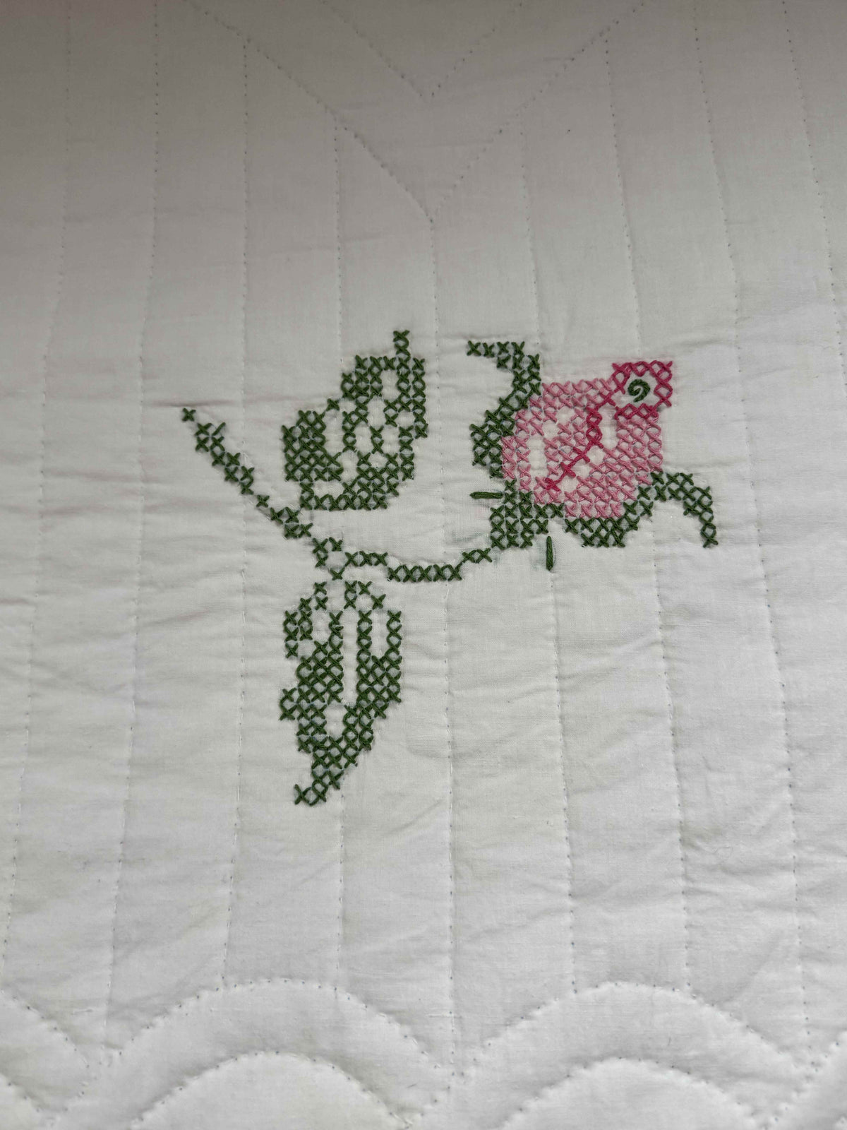 Vintage Quilt Windsor Rose Cross-Stitched Kit Quilt