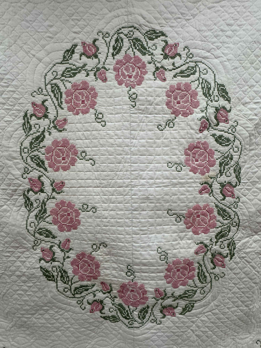 Vintage Quilt Windsor Rose Cross-Stitched Kit Quilt
