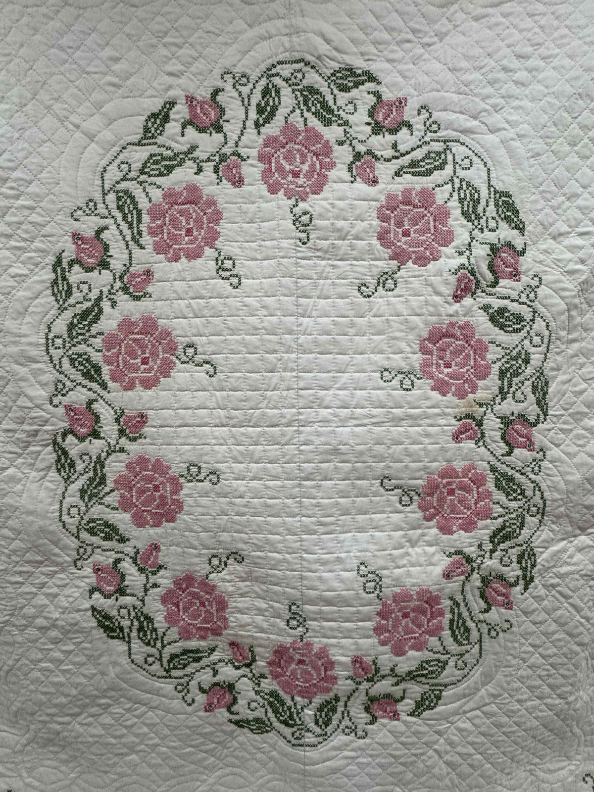 Vintage Quilt Windsor Rose Cross-Stitched Kit Quilt