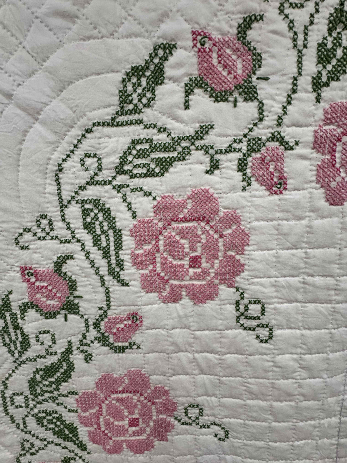 Vintage Quilt Windsor Rose Cross-Stitched Kit Quilt
