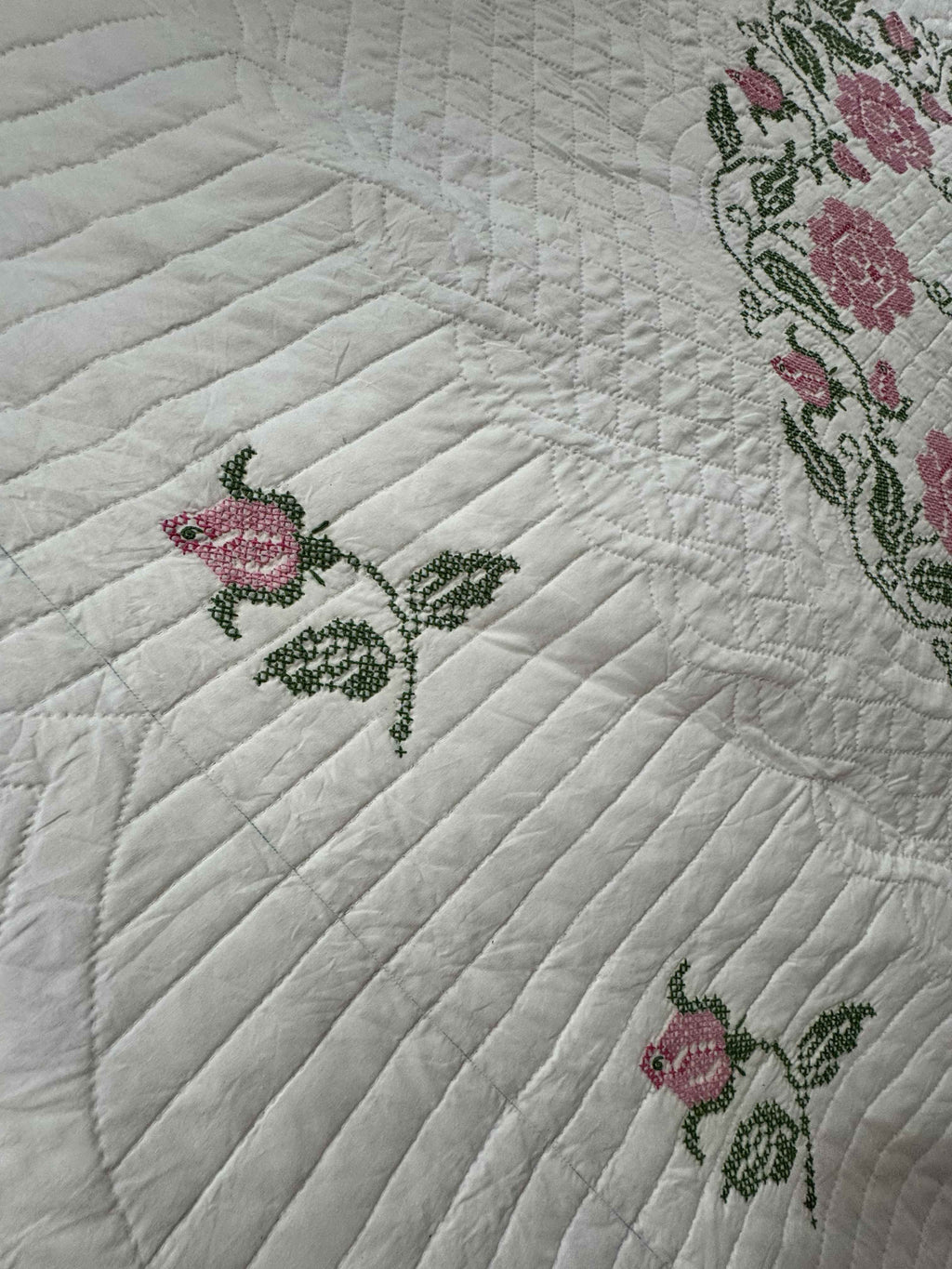 Vintage Quilt Windsor Rose Cross-Stitched Kit Quilt