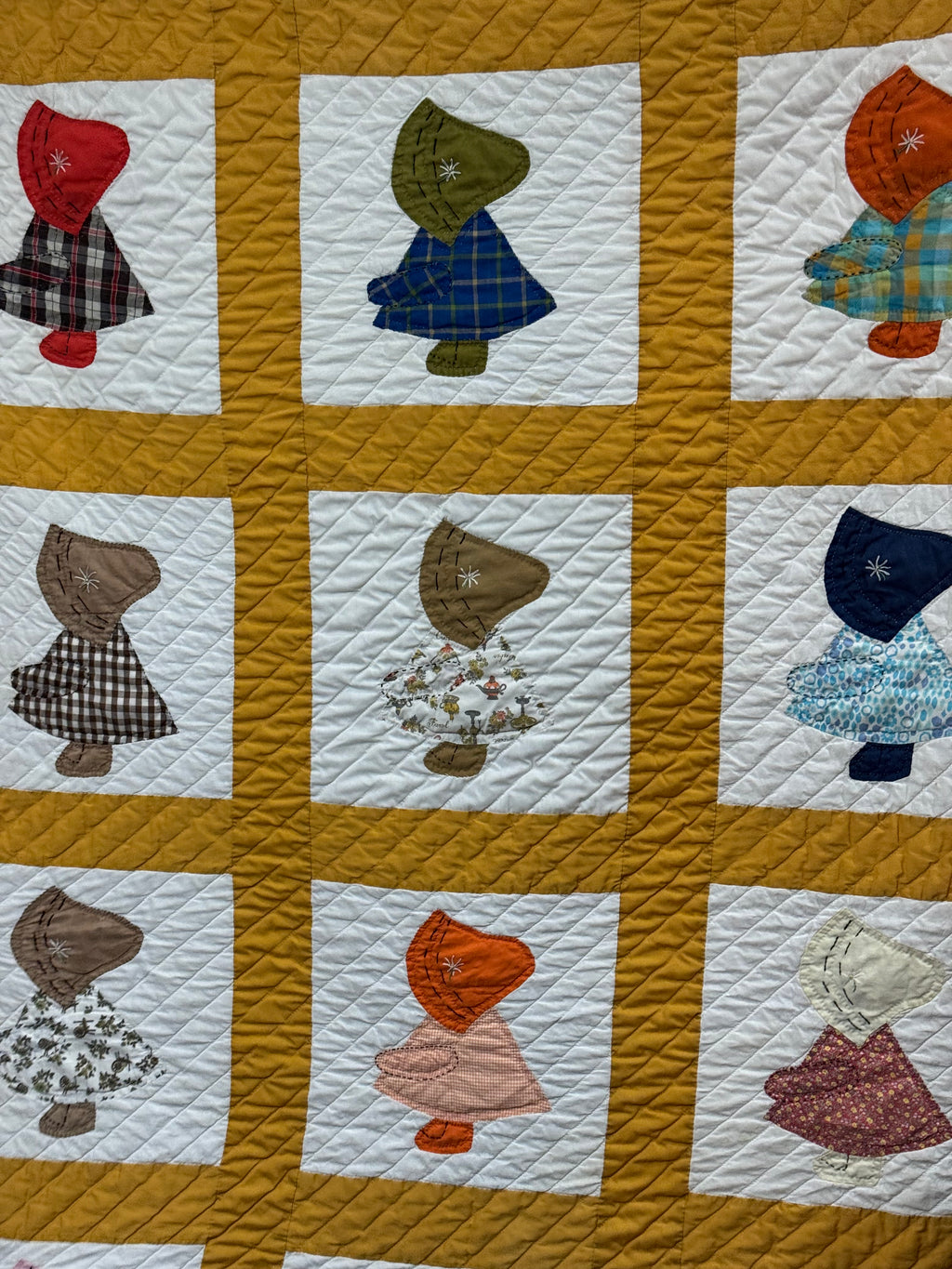 Golden Sunbonnet Sue Quilt **SOLD**
