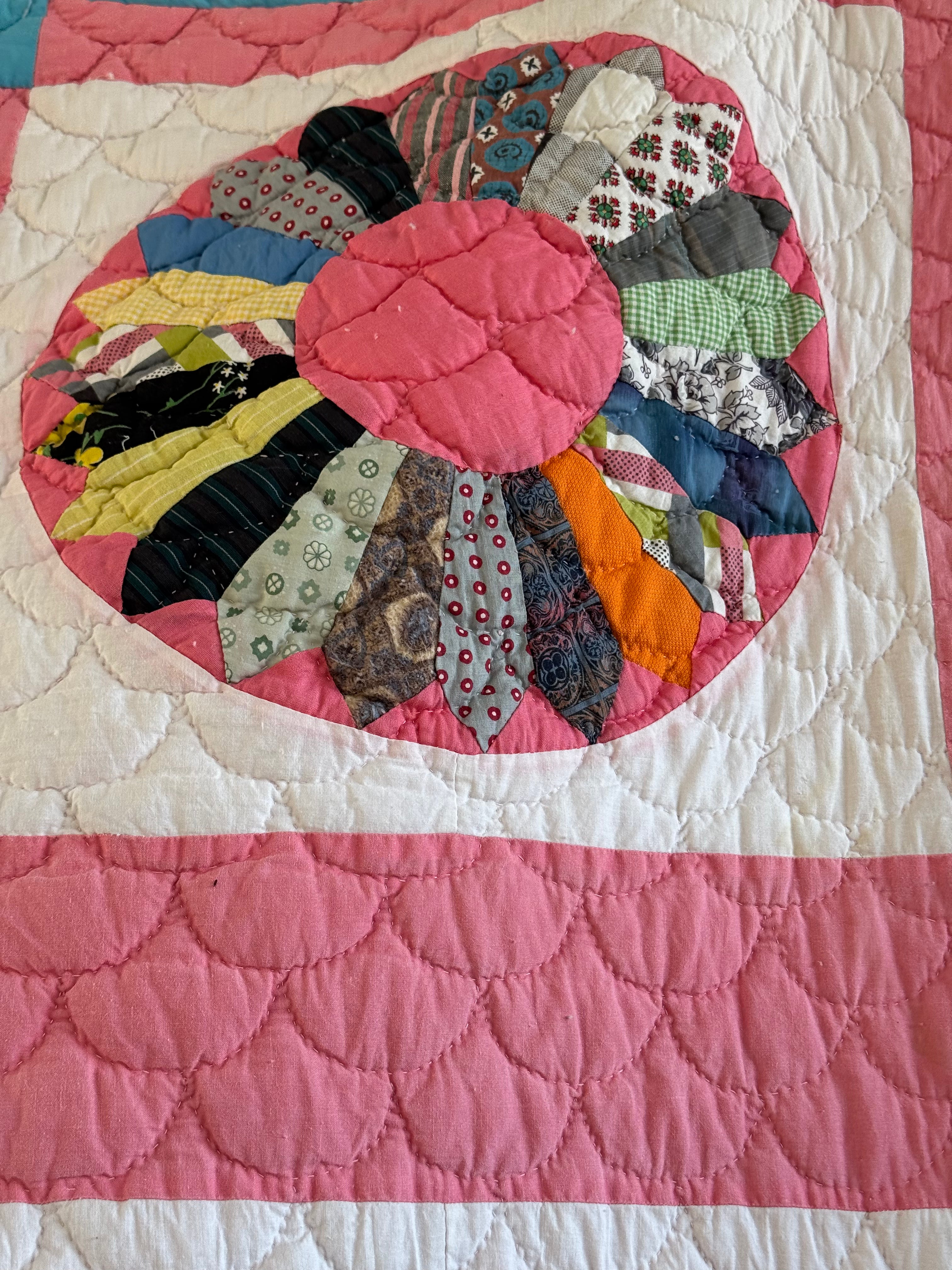 Abbie Cooper's Vintage Dresden Plate Quilt - Dated