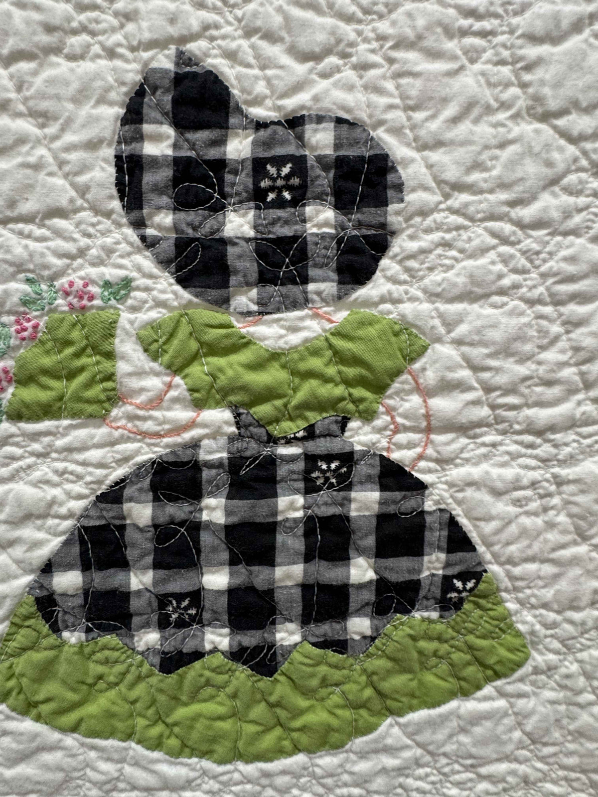 **SOLD Vintage Quilt Sunbonnet Sue with Nosegay SOLD**