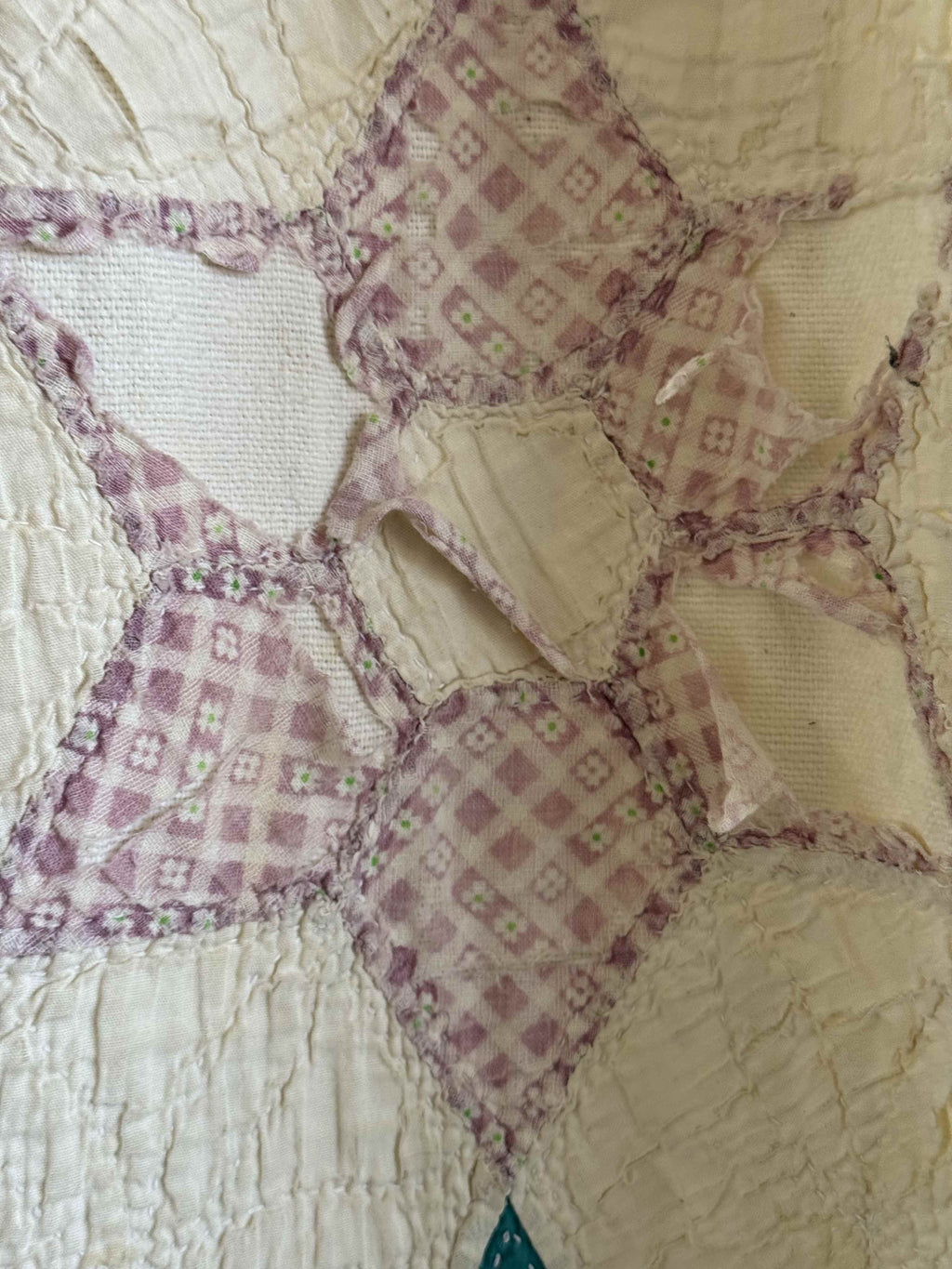 Vintage Quilt Hexagonal Star