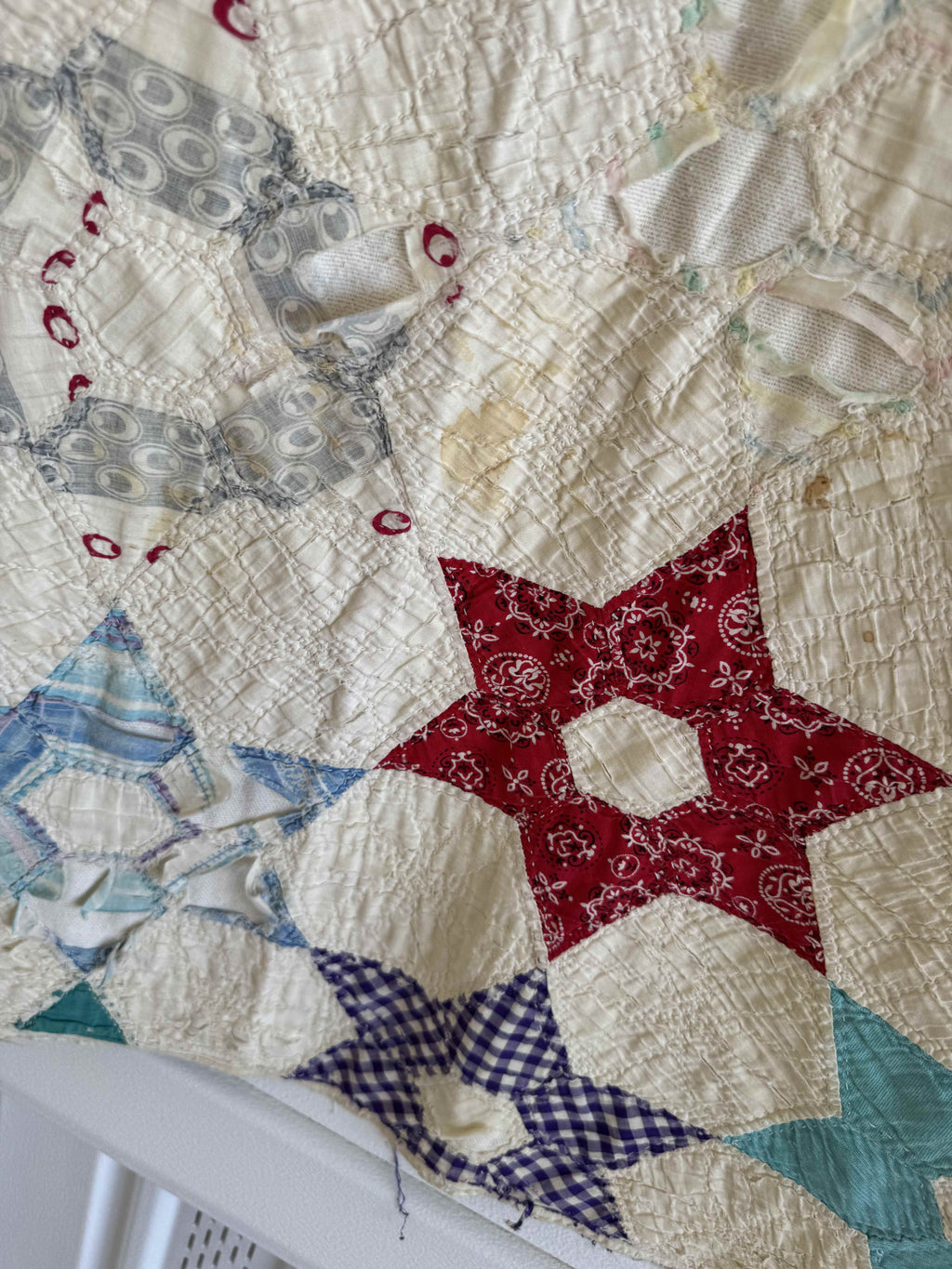 Vintage Quilt Hexagonal Star