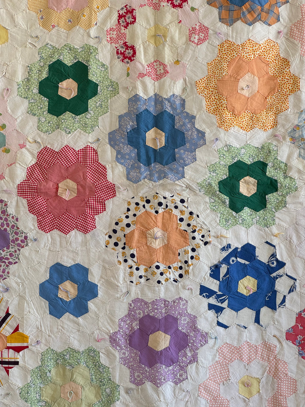 **SOLD** CUTTER - Vintage Grandma's Flower Garden Tied Quilt  **SOLD**