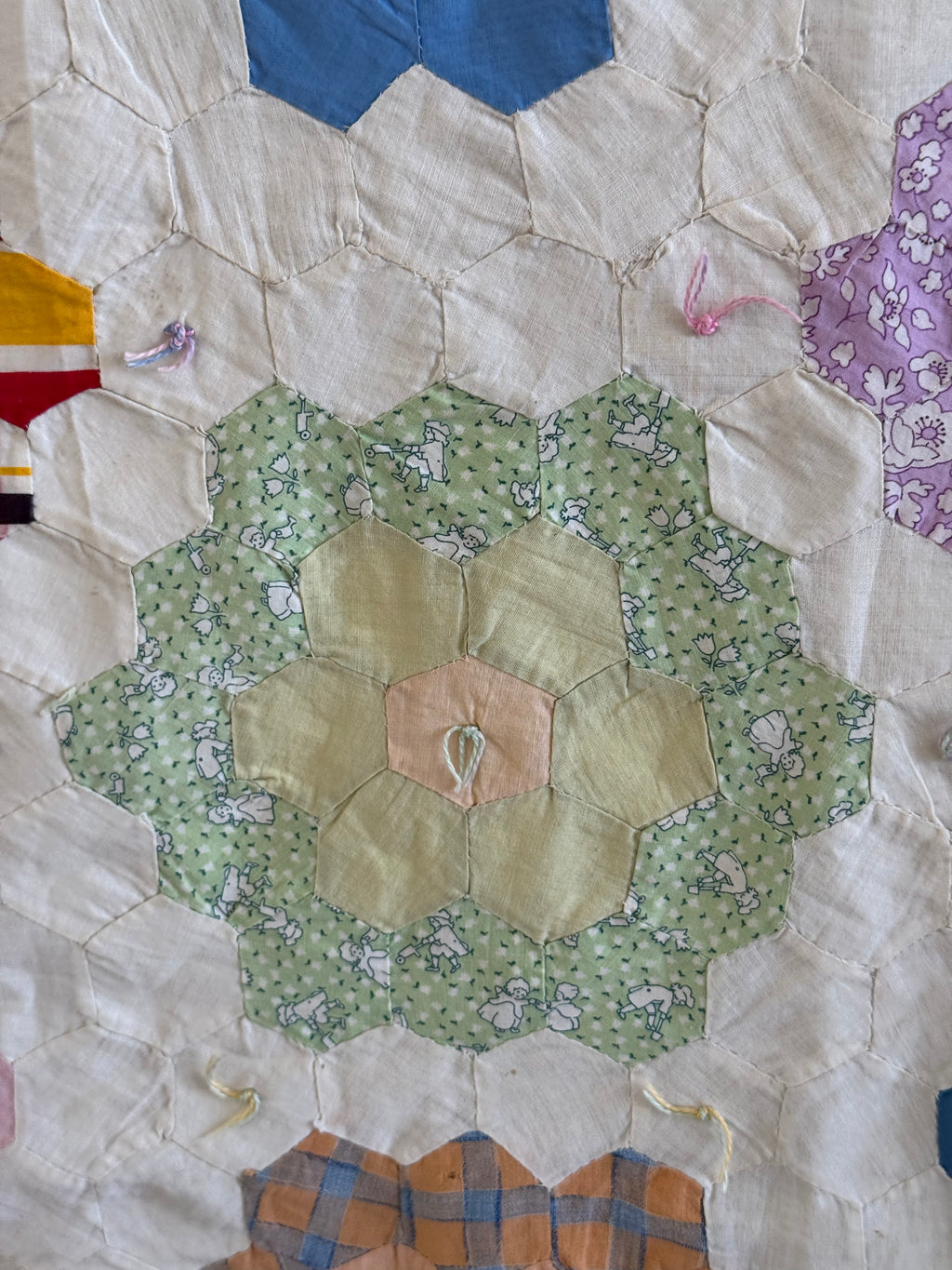 **SOLD** CUTTER - Vintage Grandma's Flower Garden Tied Quilt  **SOLD**