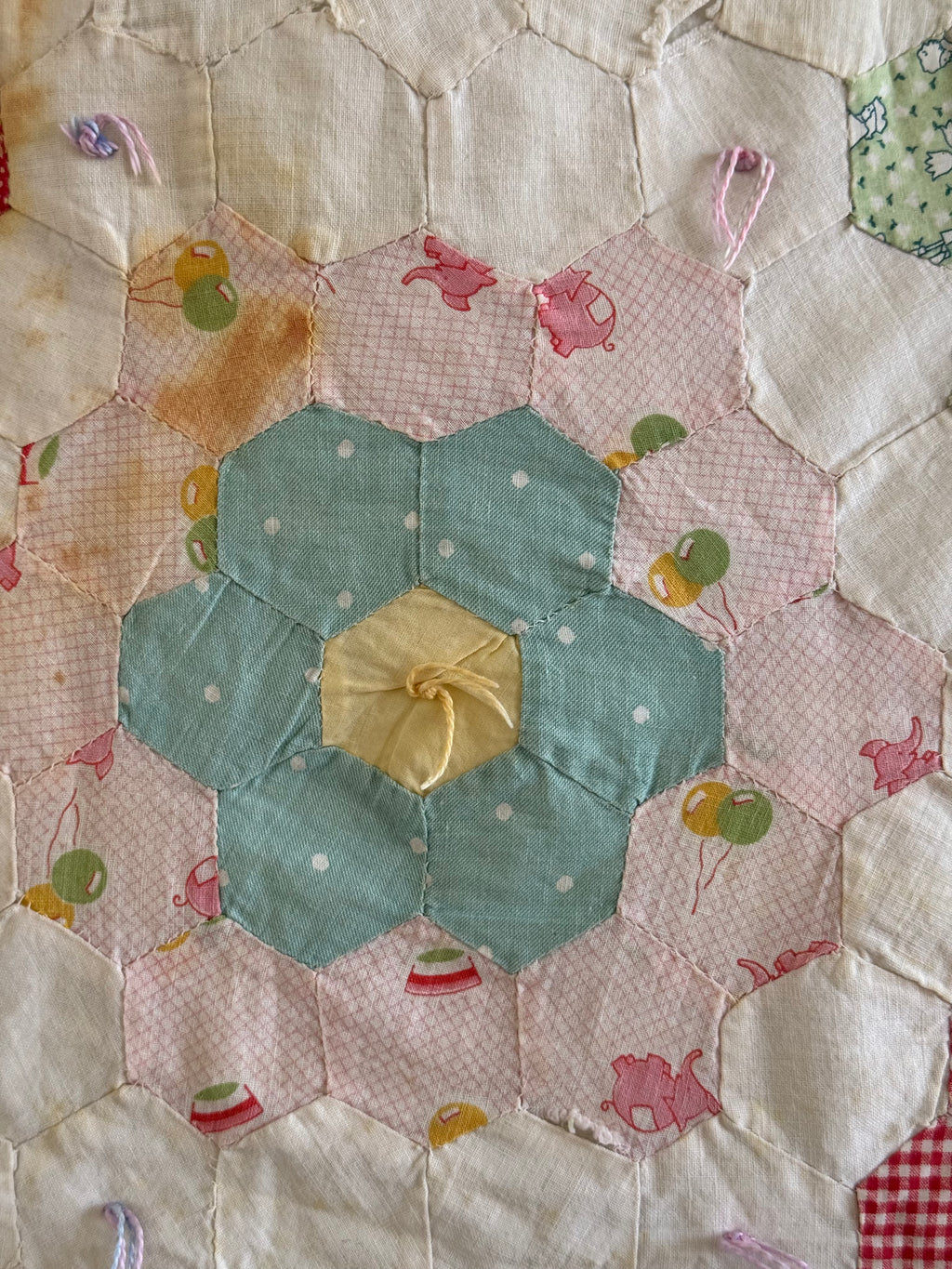 **SOLD** CUTTER - Vintage Grandma's Flower Garden Tied Quilt  **SOLD**