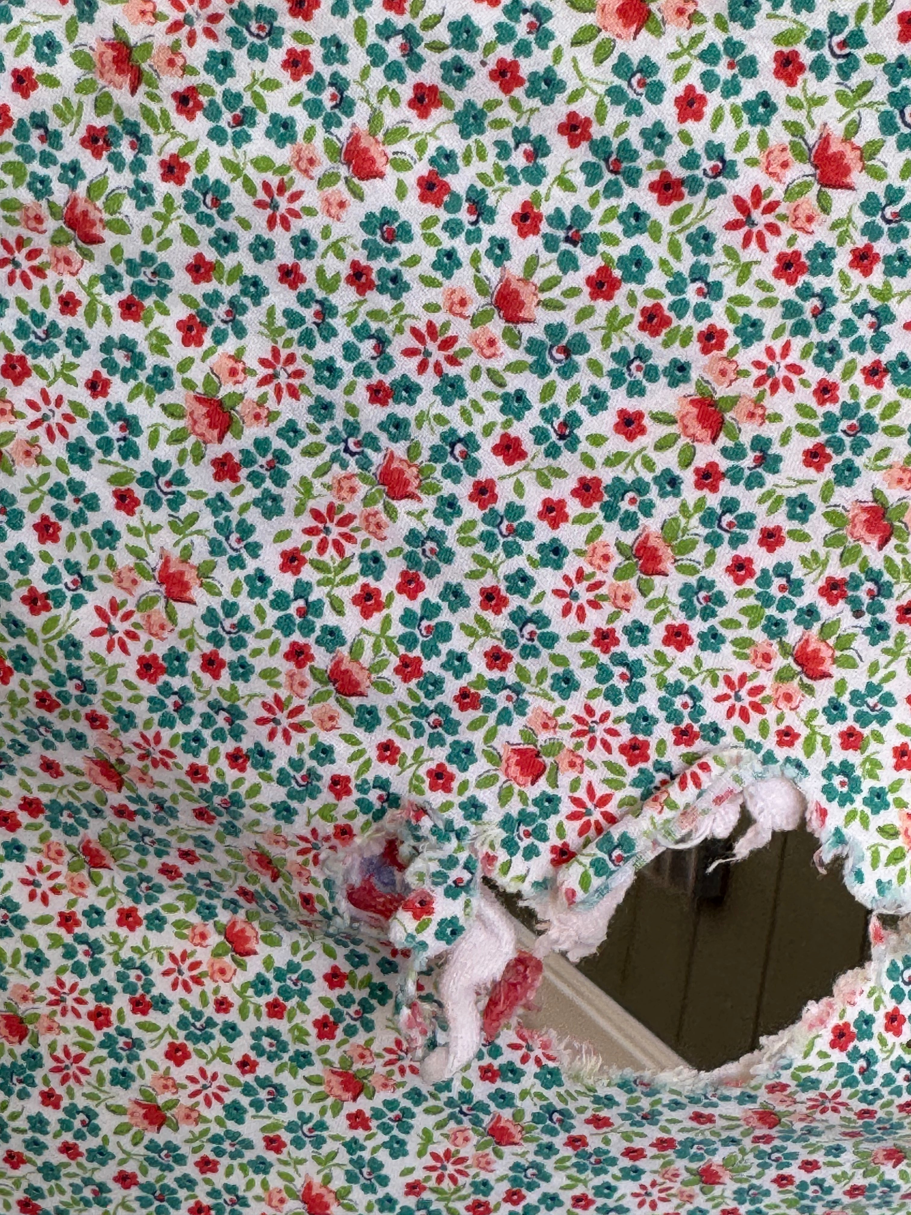 **SOLD** CUTTER - Vintage Grandma's Flower Garden Tied Quilt  **SOLD**